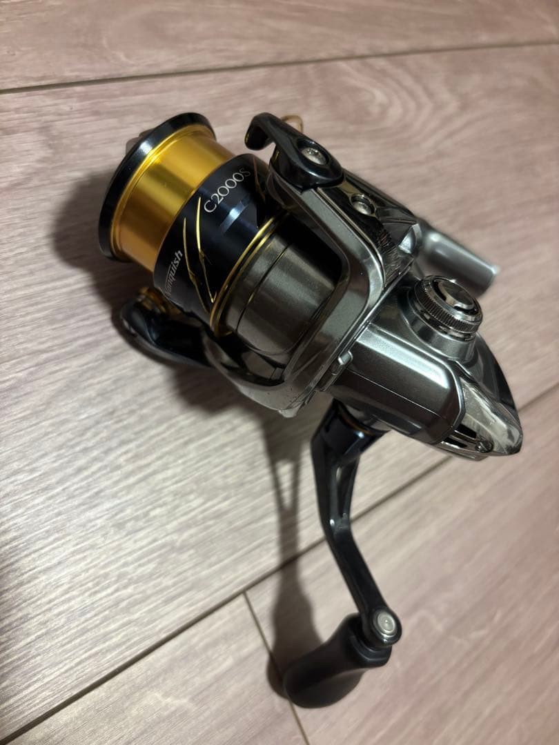 Shimano 16 VANQUISH C2000HGS 522135