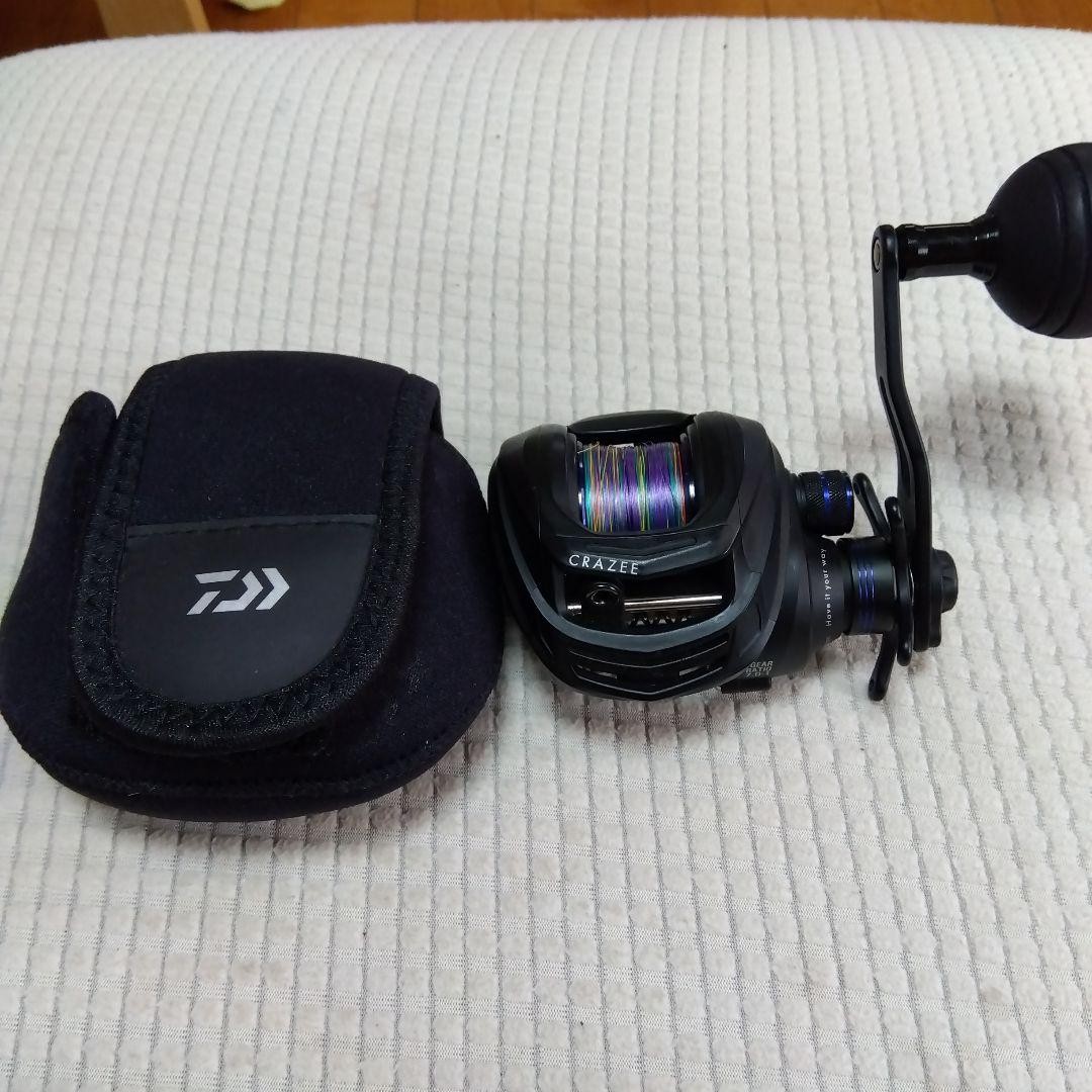 CraZEE Bait Reel Black PE Line 200m Lightweight Multi-Color Used