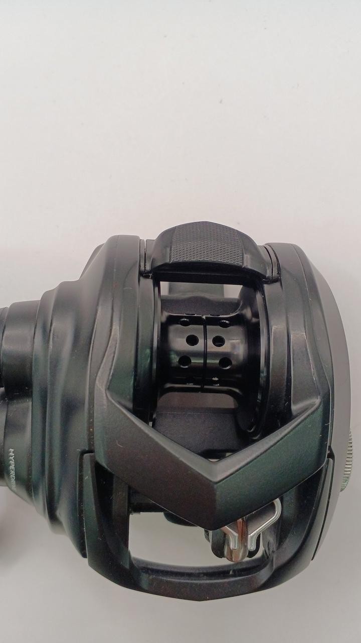 Daiwa Tatula TW 80H Baitcasting Reel High Gear With Box With Manual
