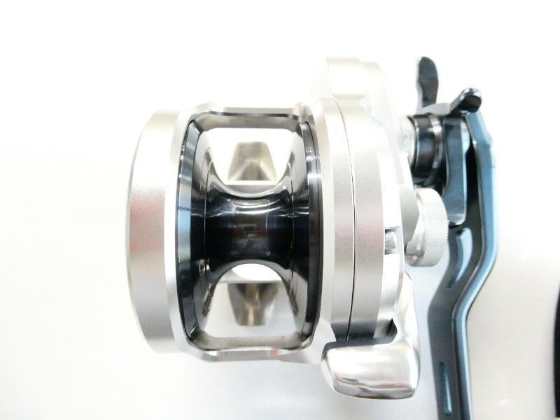 Used Shimano 21 Ocea Jigger 2000NR MG Right Handle Overhead Reel Japan