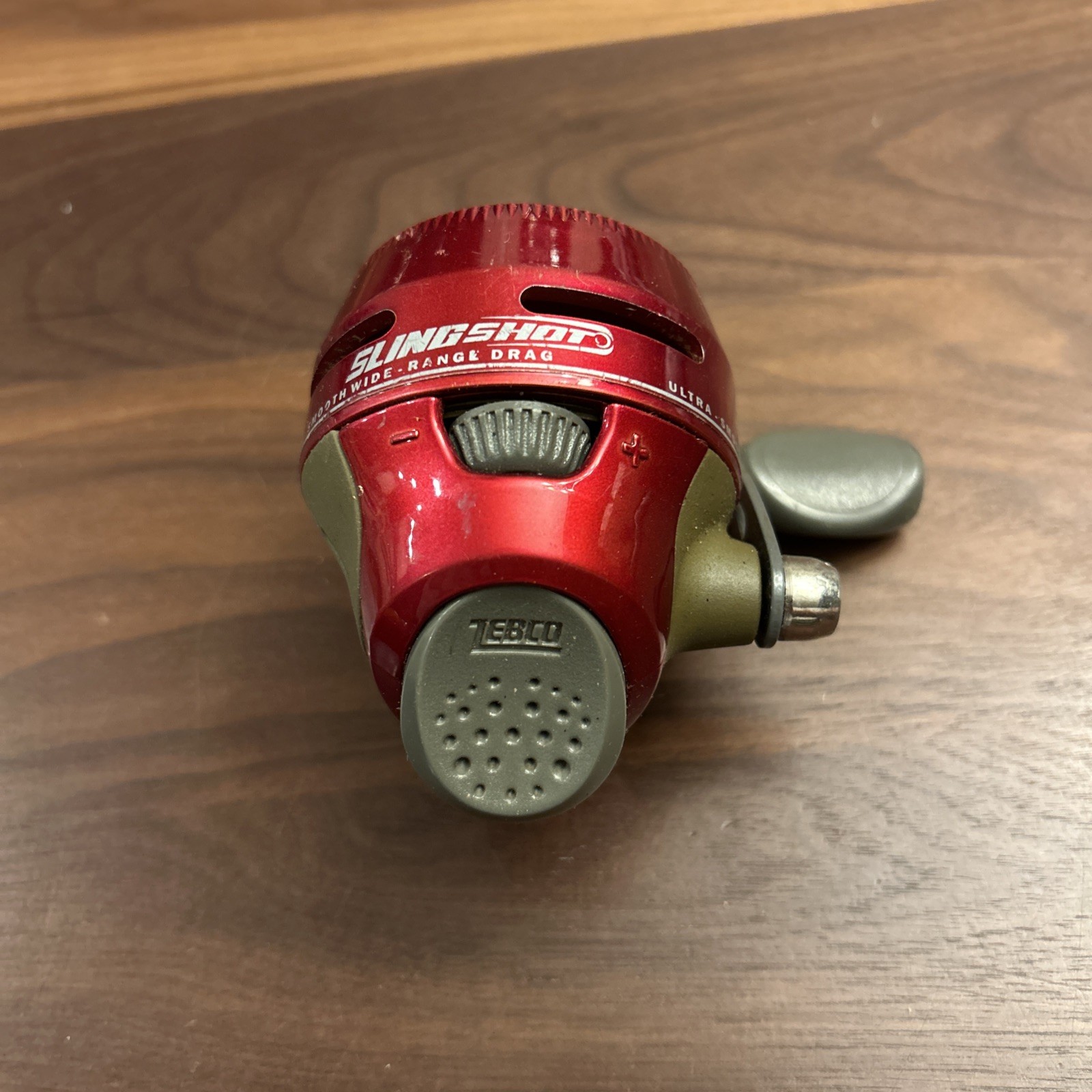 Zebco Slingshot Spincast Fishing Reel Red/Black Right L11