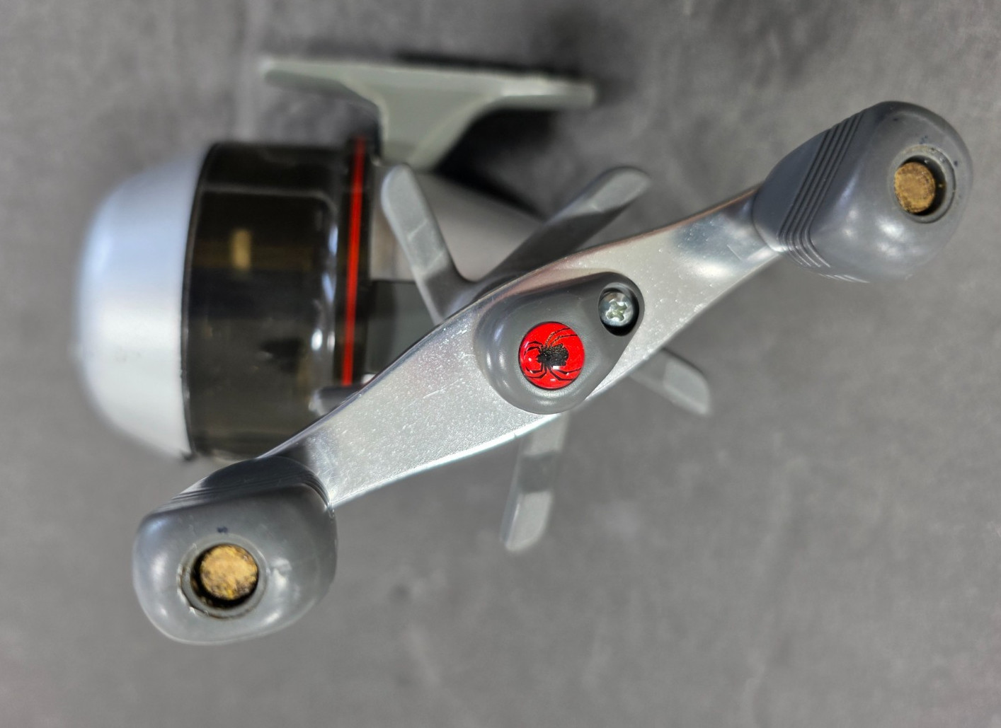 Mitchell Spider Cast SC200 Spincast Reel *Superline Series