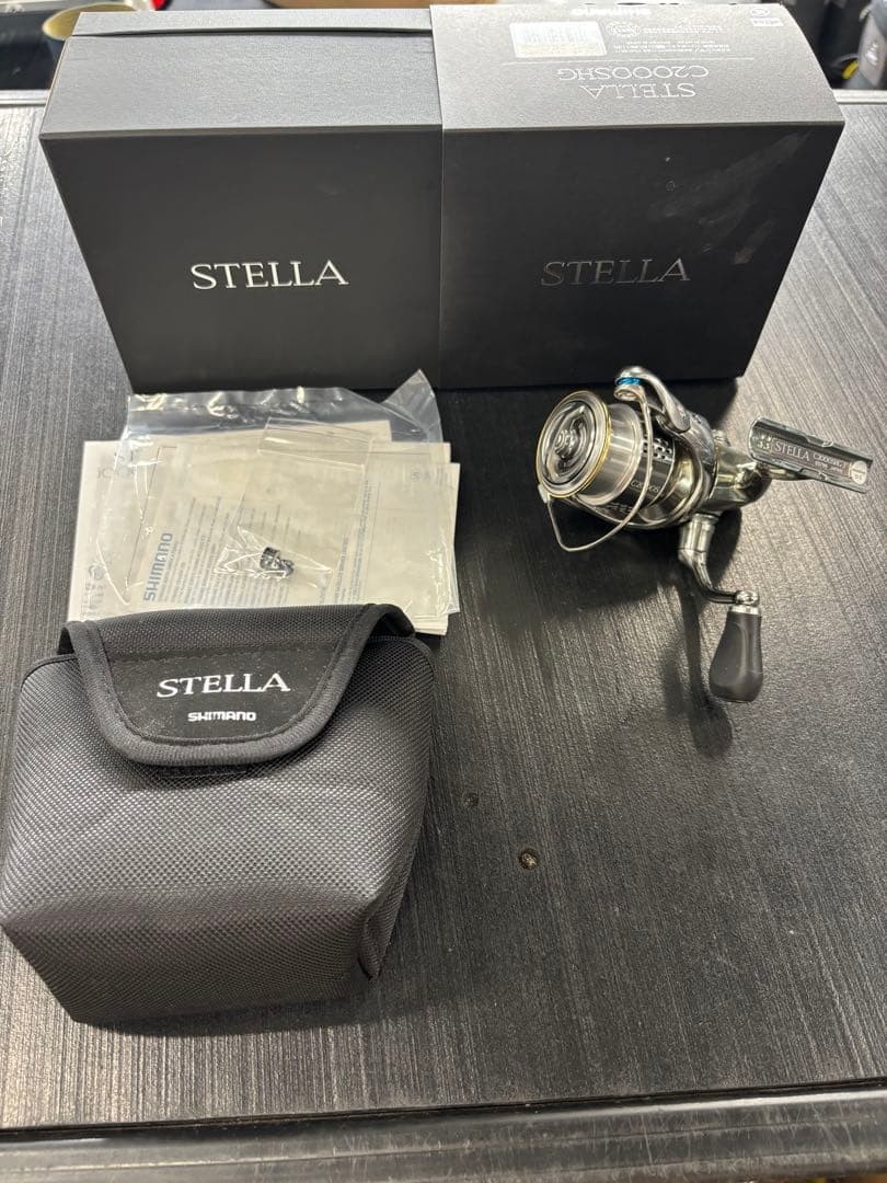 SHIMANO STELLA Spinning Reel C2000SHG w/ Box Case Manual Fishing Reel