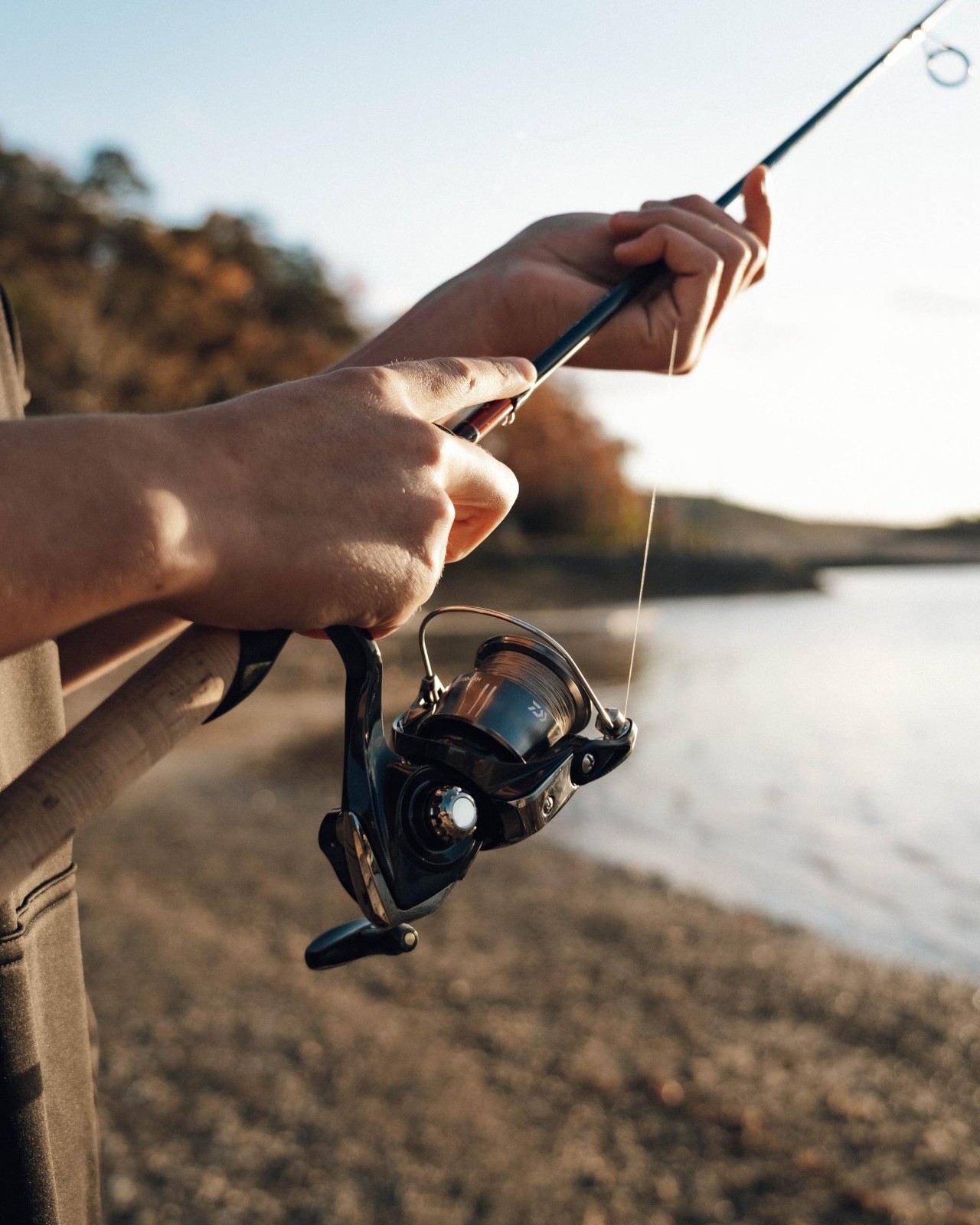 Lightweight Spinning Reel – AIRDRIVE Design, Tough Digigear, LC-ABS Spool, ATD D