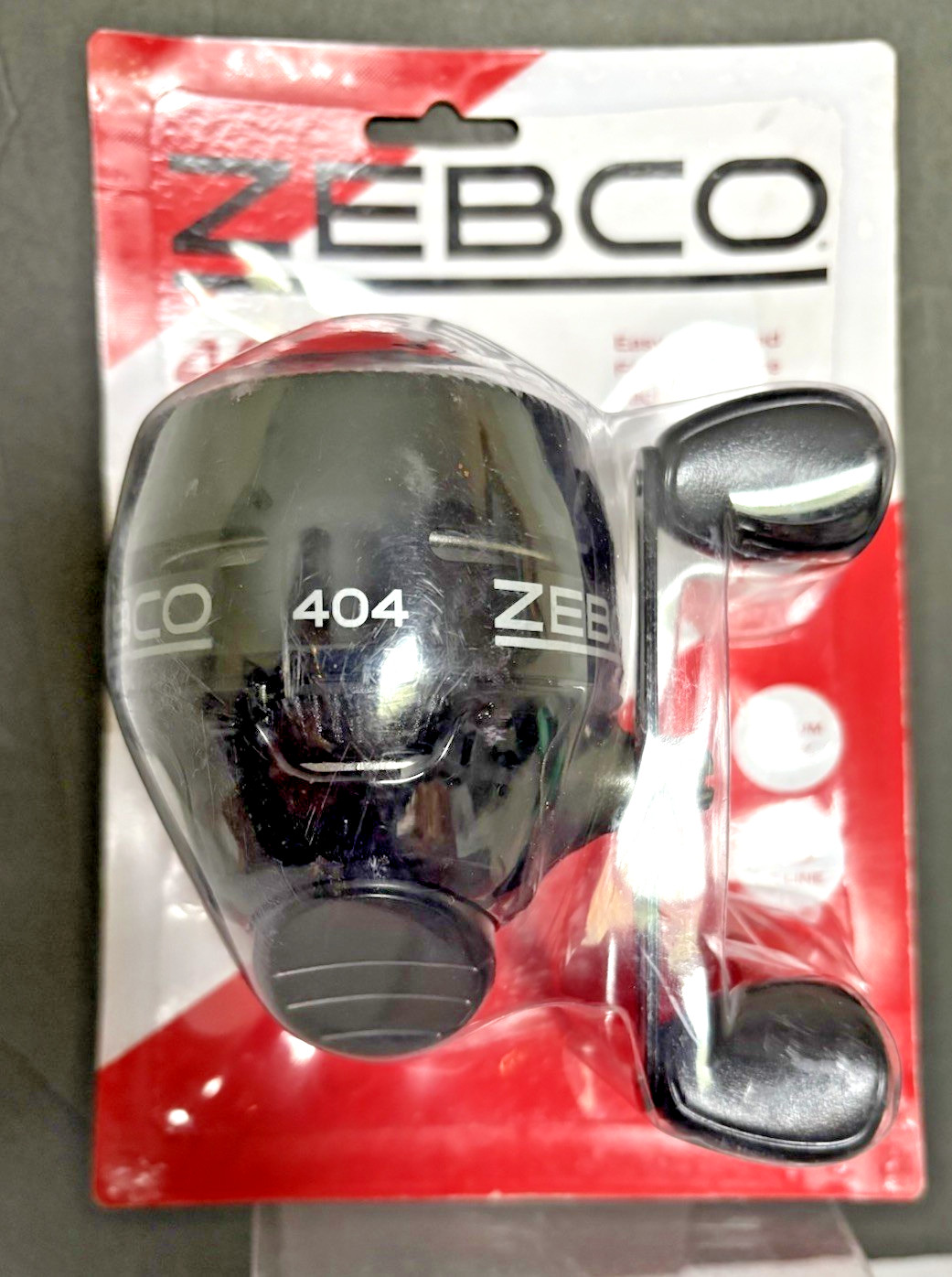 Zebco 404 Fishing Reel Retrieve NIP 15LB line Medium Duty Easy Rugged All Metal