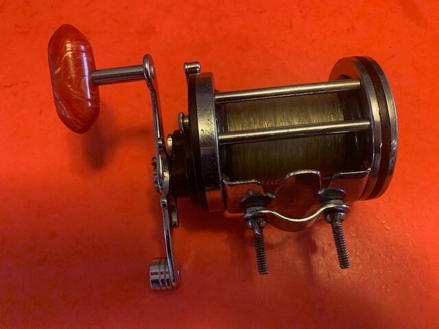 VINTAGE PENN SQUIDDER NO. 140 FISHING REEL NEWELL SPOOL AND STEEL GEARS & GUTS