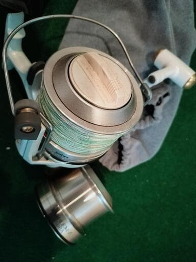 Daiwa Emblem 4500 Spinning Reel for Throwing Fishing Used, Spare Spool Included
