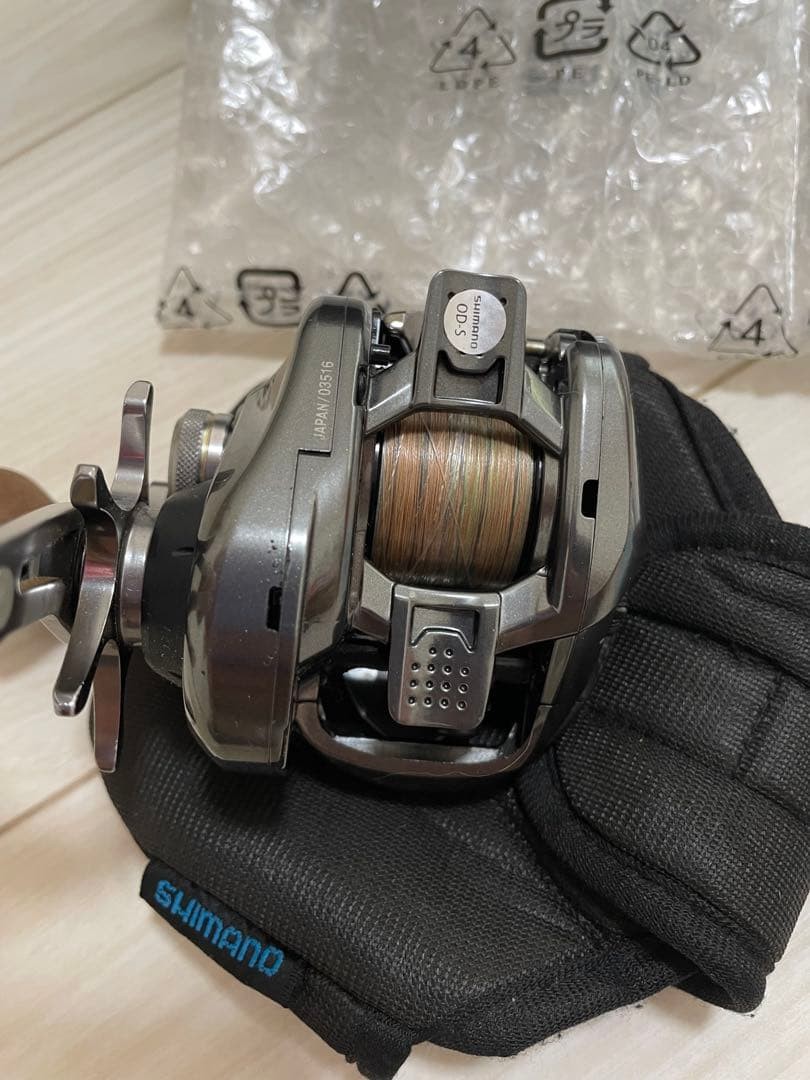 Shimano Aldebaran BFS XG Left Handle Baitcasting Reel With Box Manual Oil