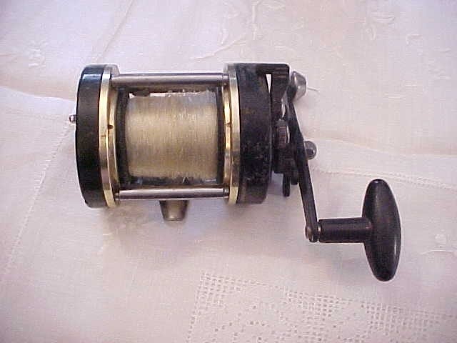 SHAKESPEARE TIDEWATER 30L REEL