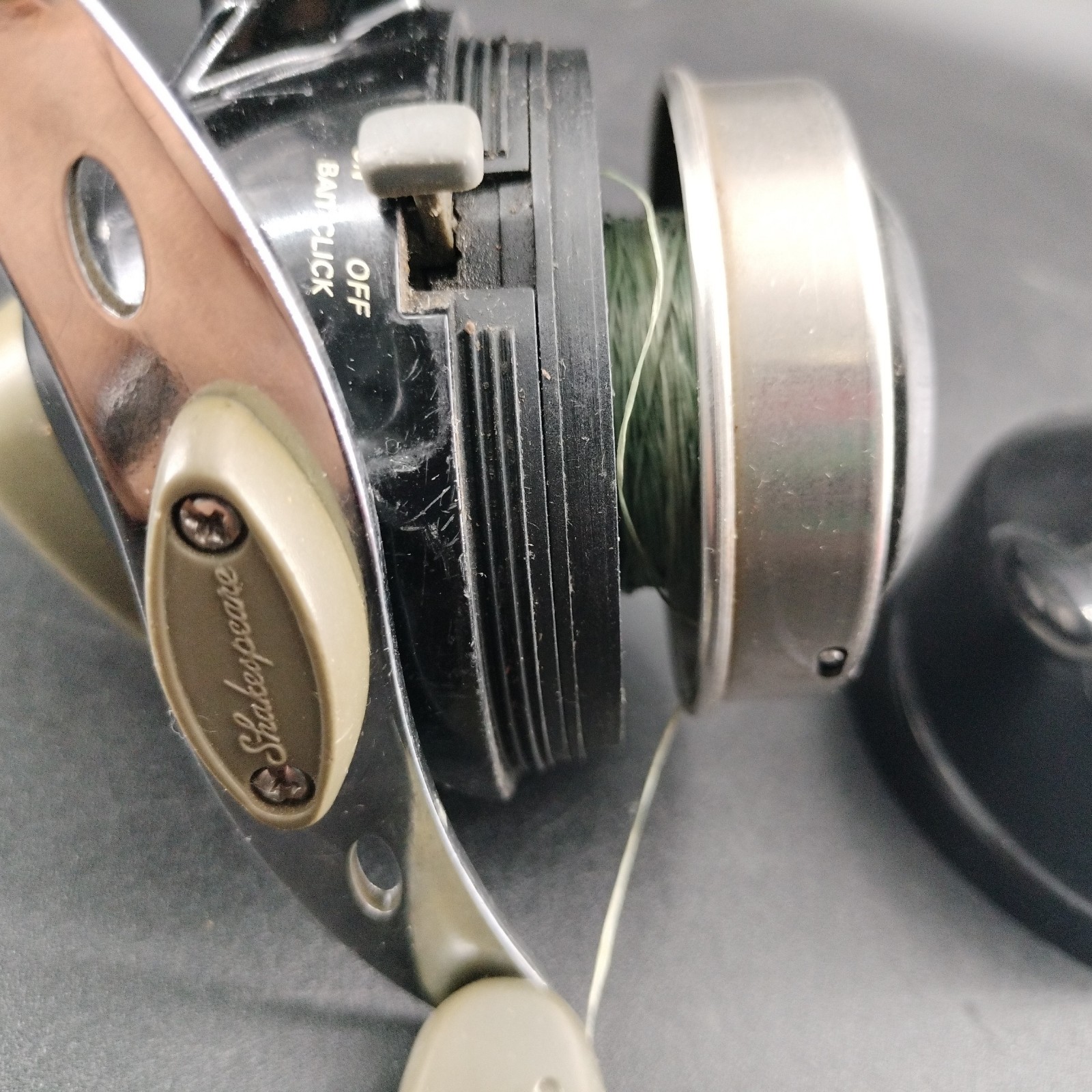 VTG Shakespeare Tiger 20 Closed Face Spin Fishing Reel LH or RH