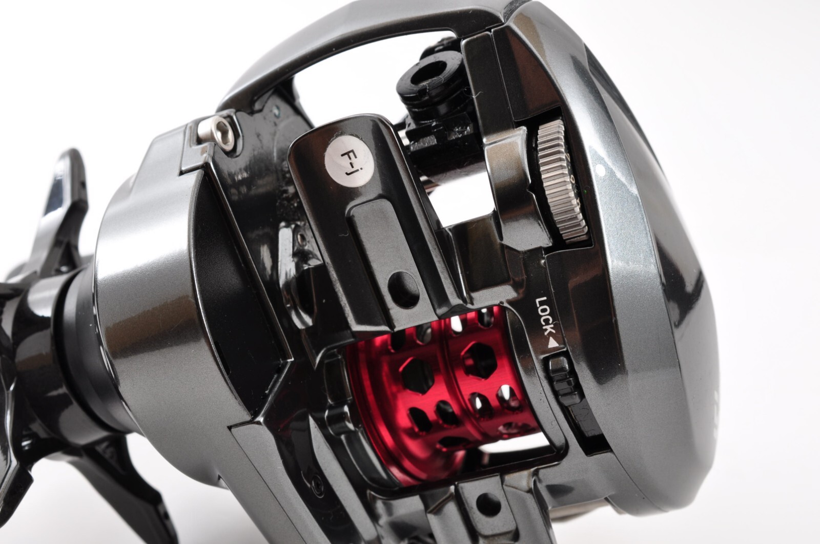 Daiwa 20 Alphas Air TW 8.6 RH Box Manual Used Fishing Baitcast Reel From Japan