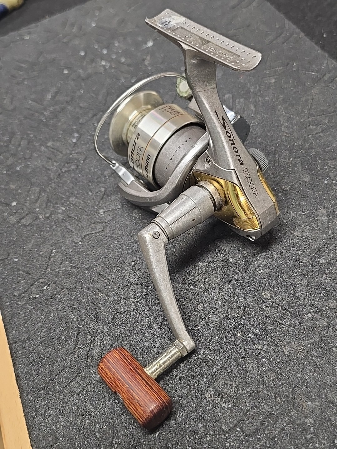 Shimano Sonora 2500FA Spinning Reel