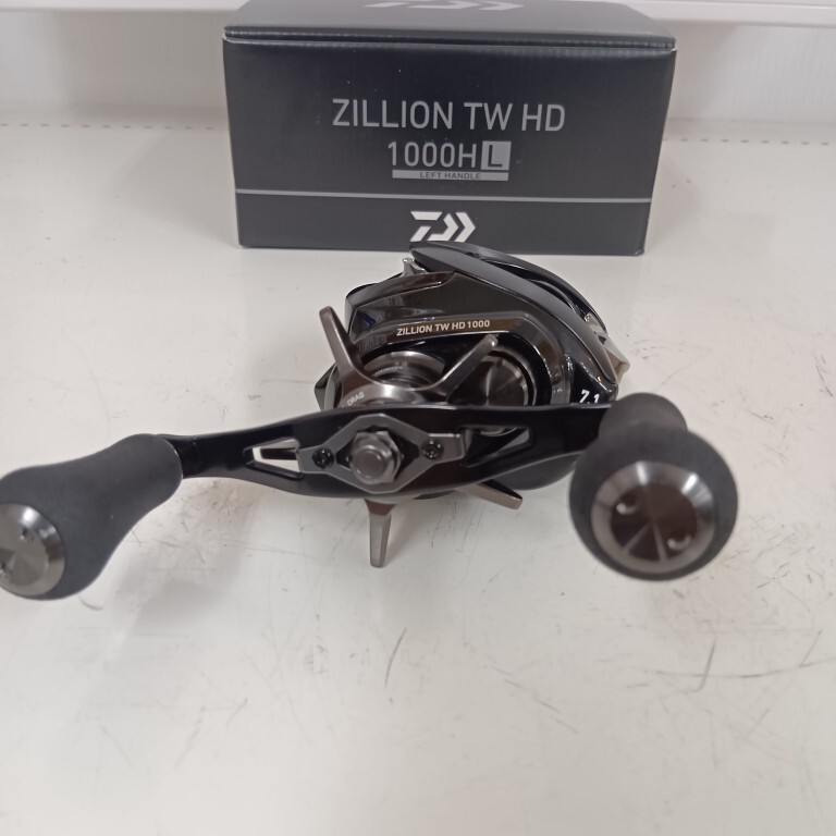 Daiwa 22 Zillion TWHD1000HL Baitcasting Reel, Used, Boxed,#AB Condition
