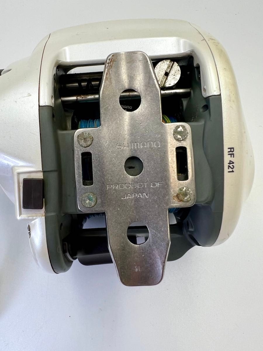 Small boat 1000 RF421 baitcasting reel with counter