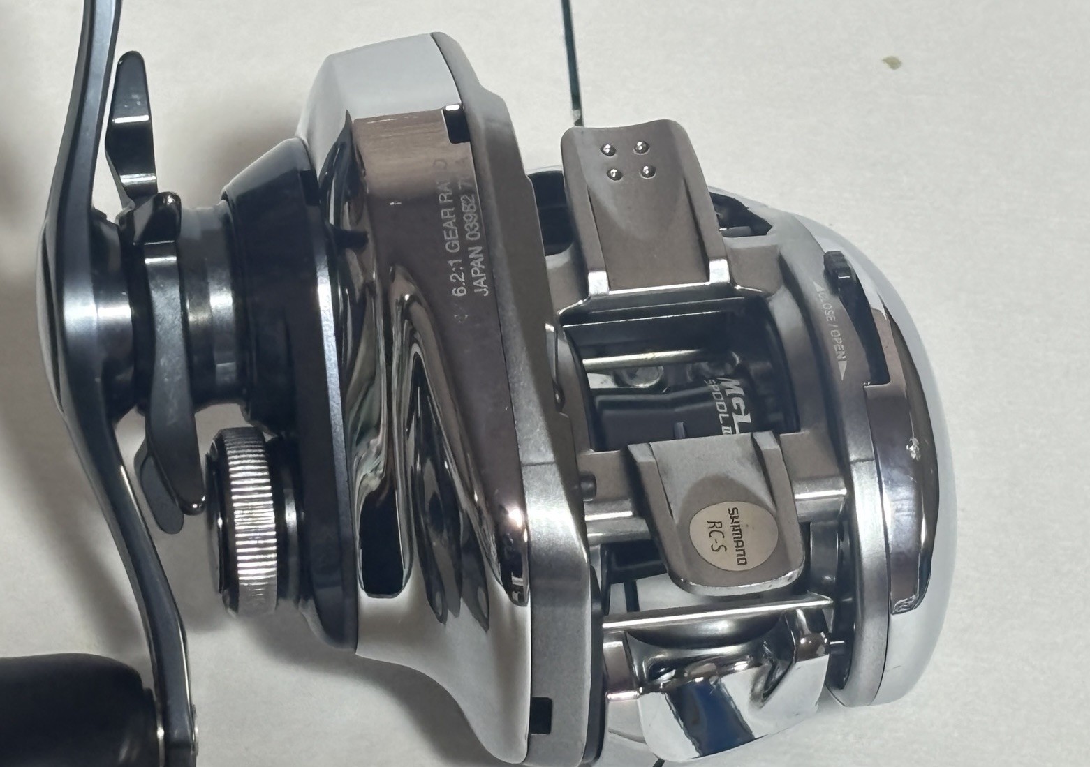 Shimano 19 ANTARES Right Handle 6.2.1 Bait Casting Reel Overhauled From Japan