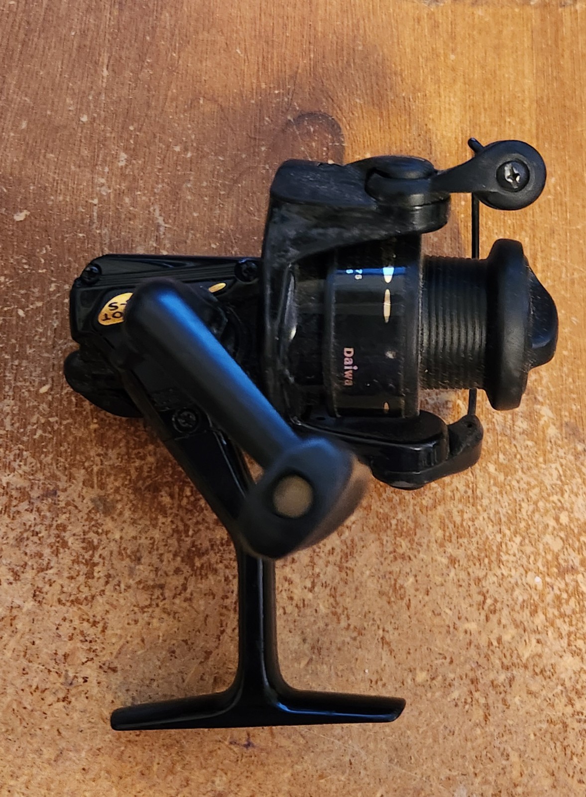 Daiwa Regal-S 1500T LEFT HANDED Fishing Reel — Lot 3757