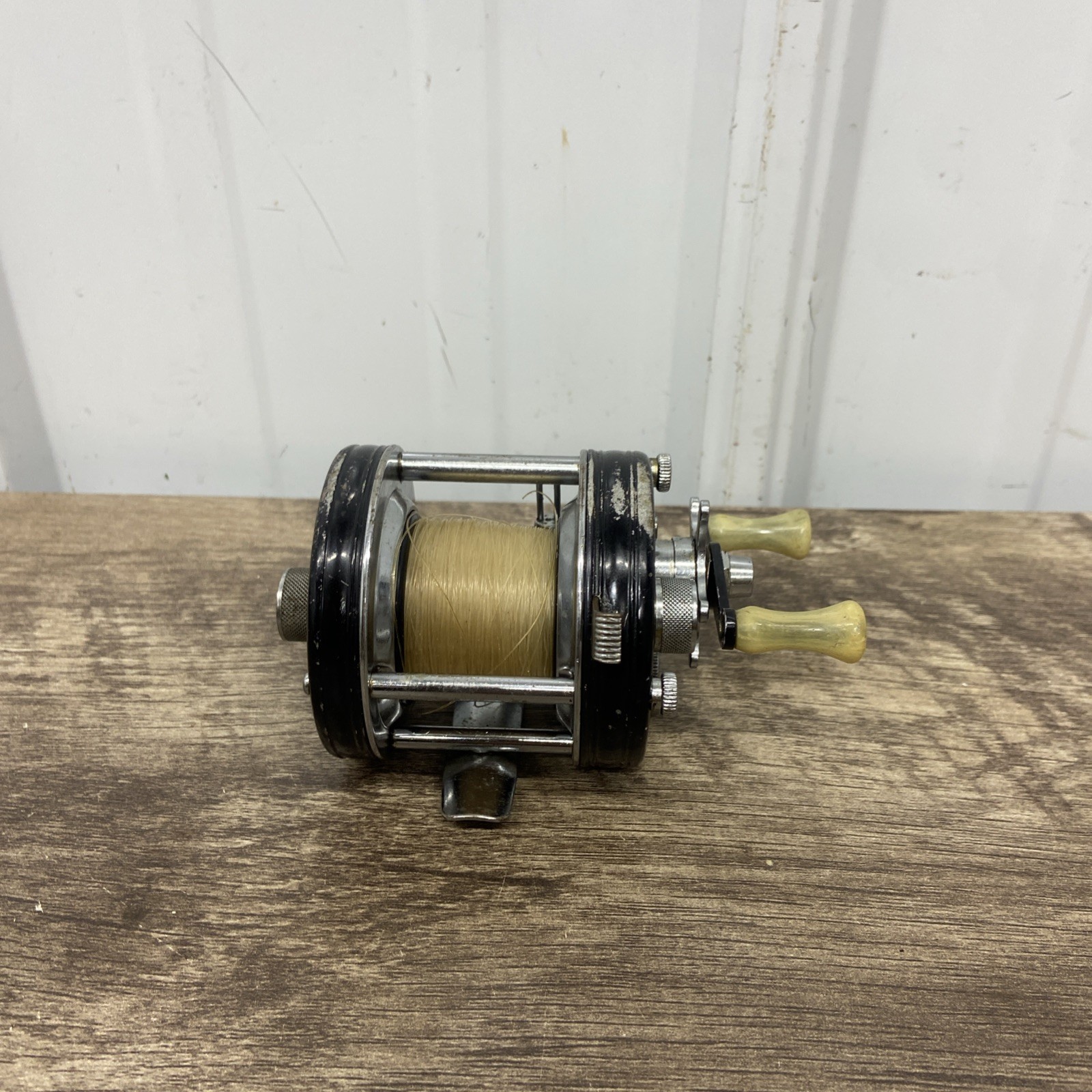 Abu Garcia Ambassadeur 5500C Fishing Reel High Speed Baitcasting Navy Sweden