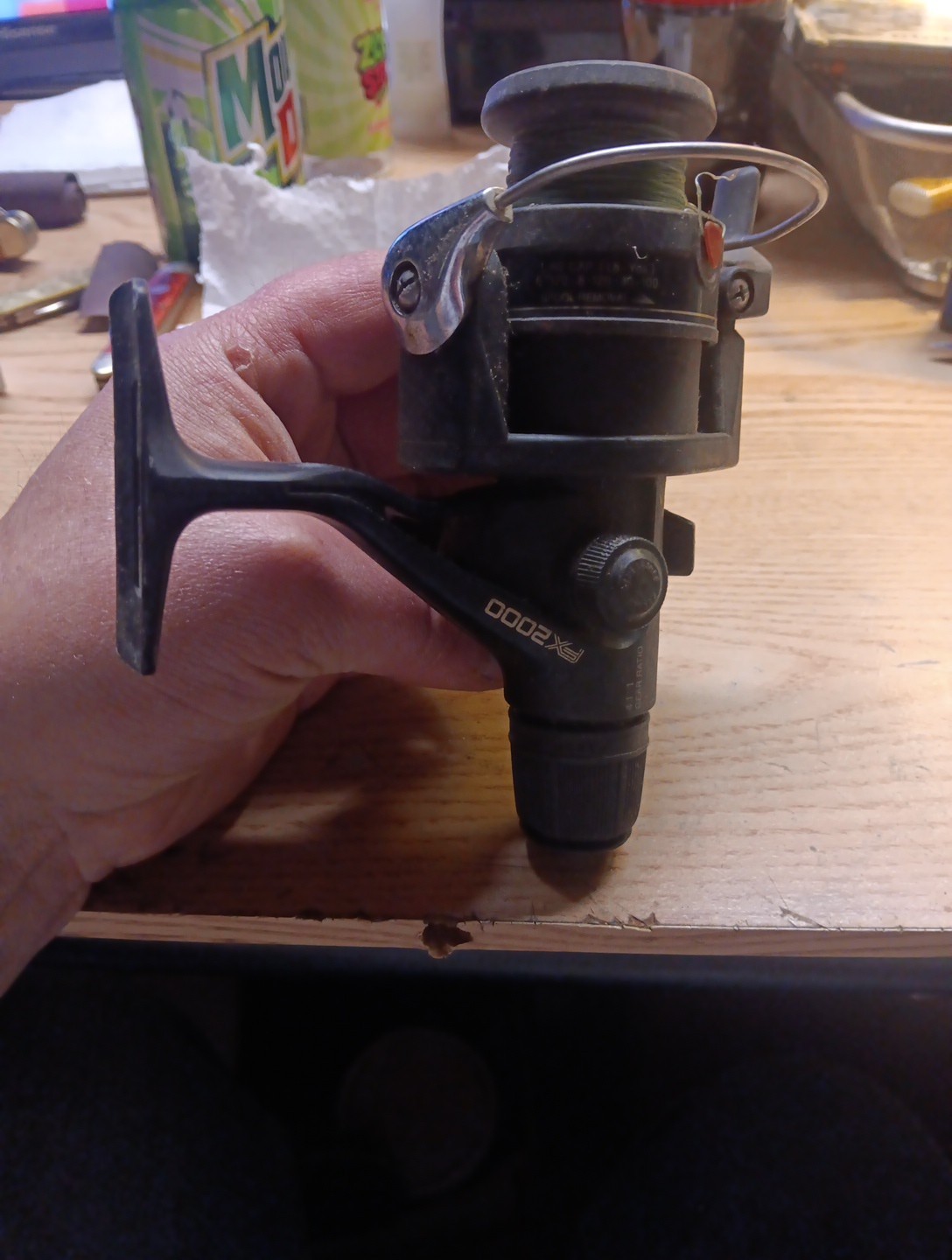 Shimano AX2000 R2000 Spinning Reel Dyna Balance 6-10 LB Very Smooth