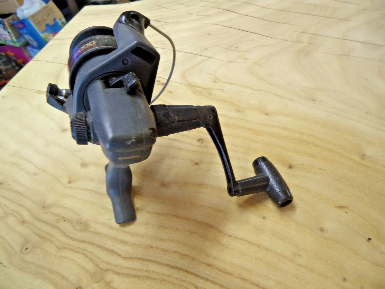 Shimano AX2000F Spinning Reel