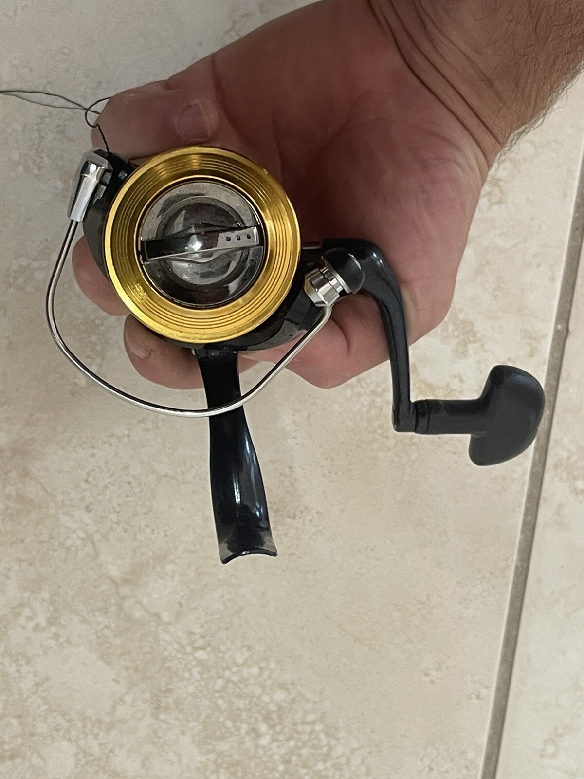 DAIWA SWEEPFIRE 3000 2B Spinning Reel.
