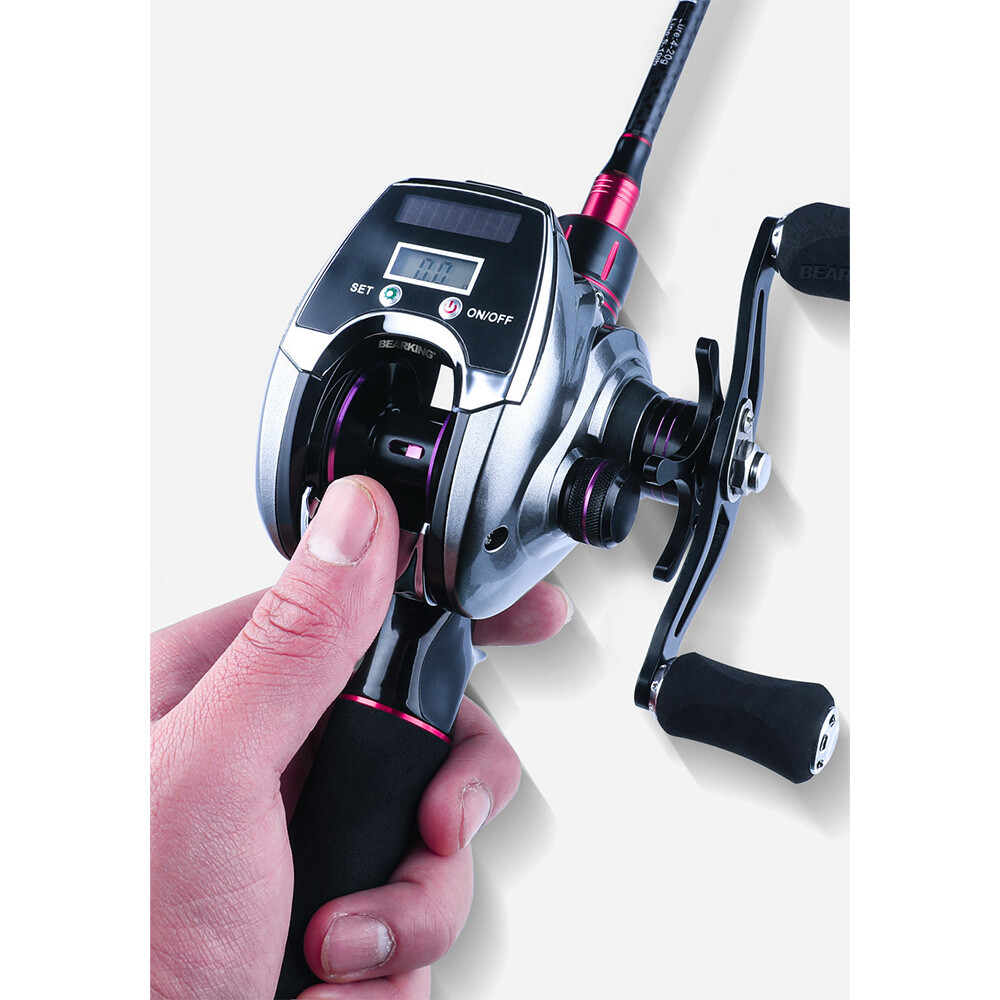8.0:1 Baitcasting Fishing Reel 6+1BB USB/ Solar Rechargeable Digital Display