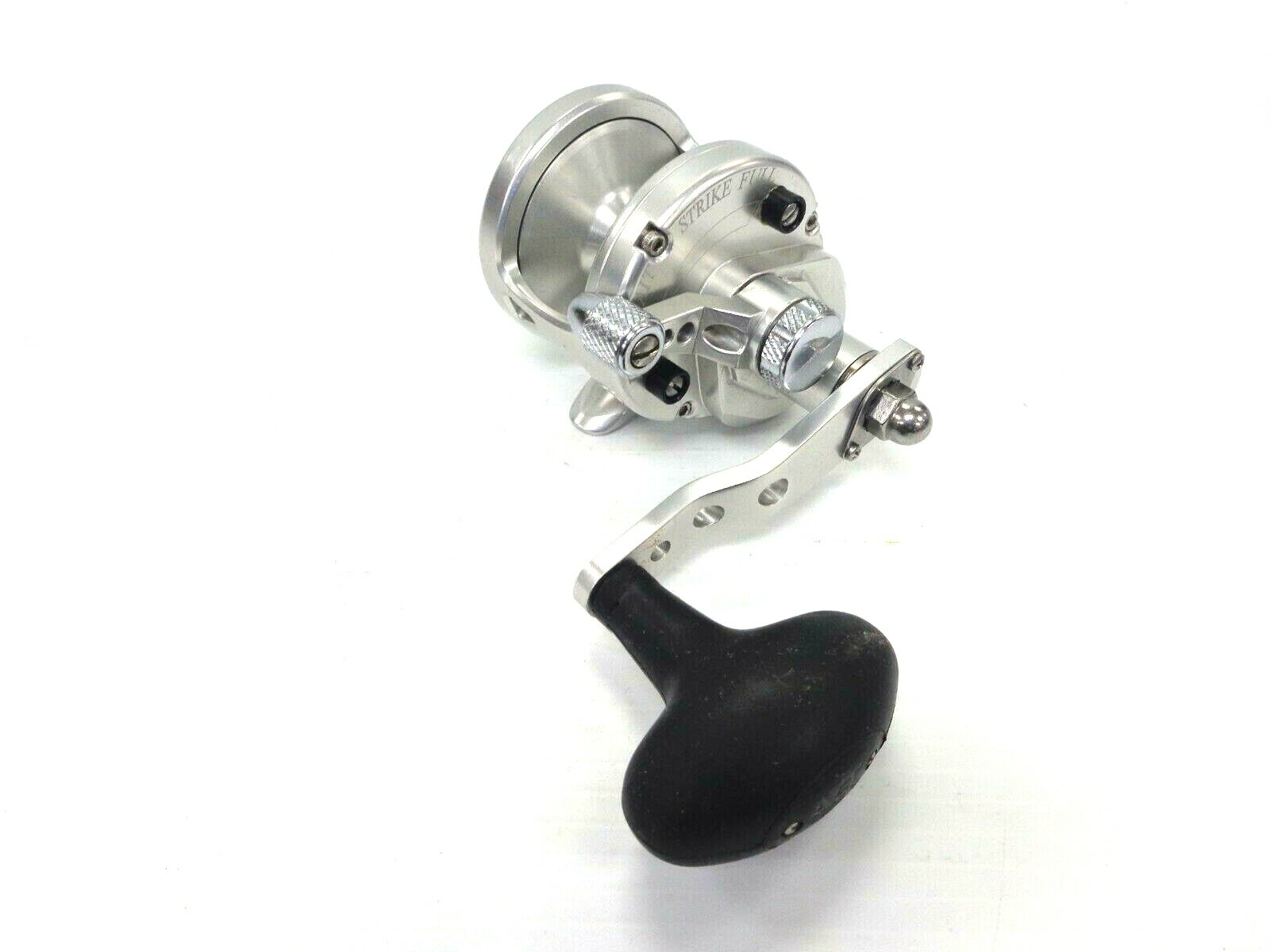 Avet SXJ5.3 MC G2 NGP Single Speed Lever Drag Reel – Right Hand – SILVER