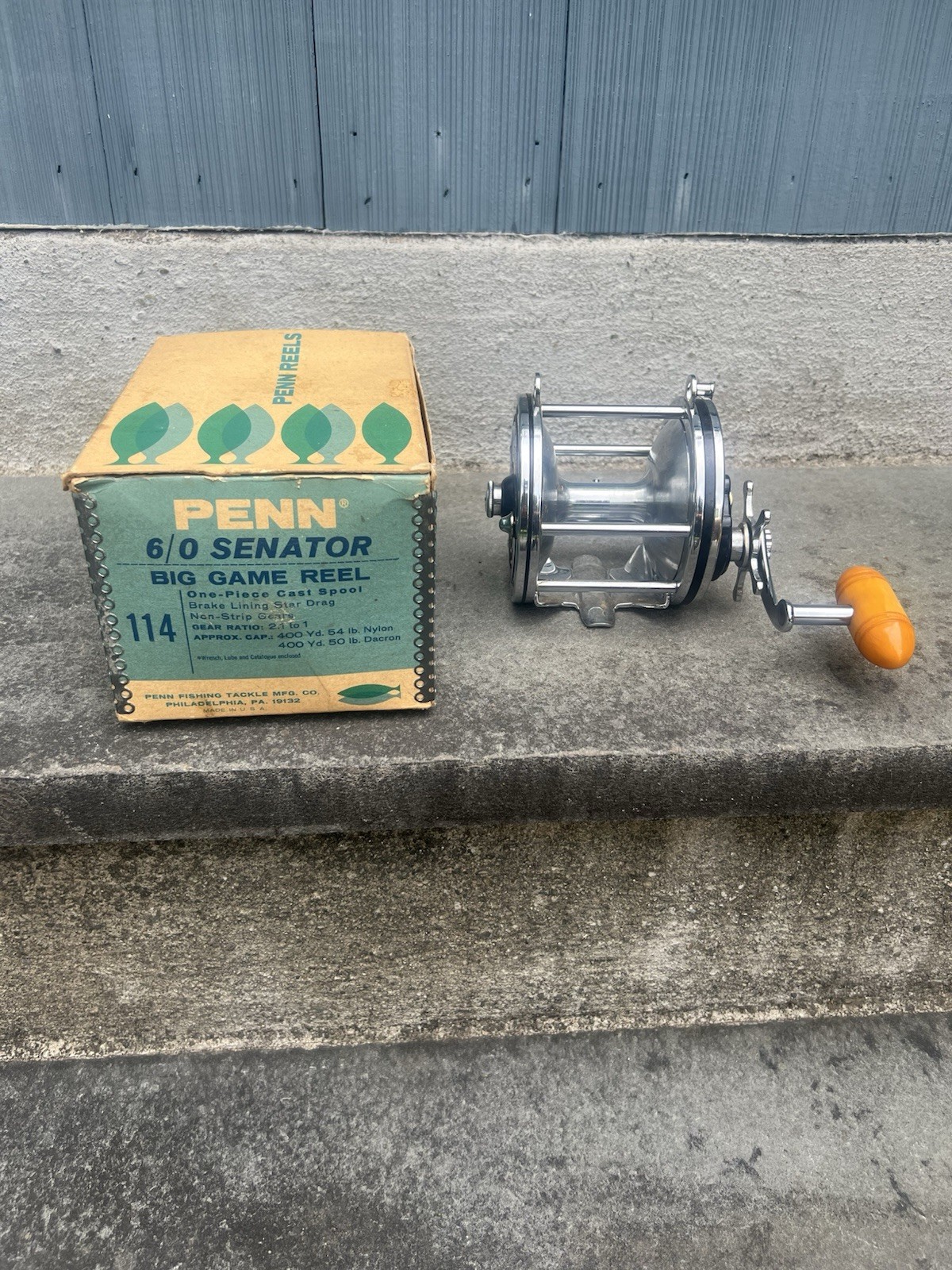 Penn Reels 114 (Not H) 6/0 Senator Big Game Reel w/ Bakelite Handle In Box