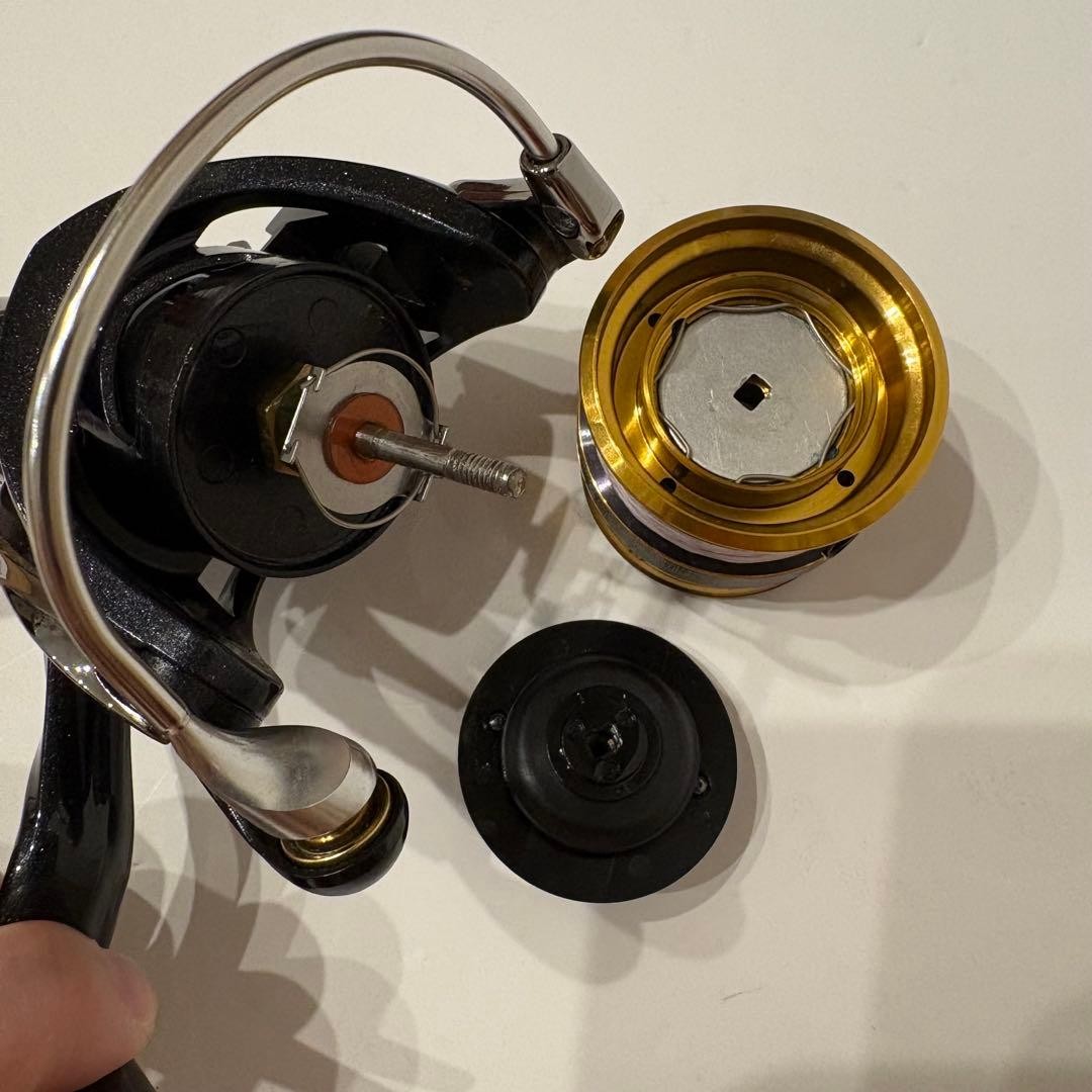 Daiwa Regalis LT 2000S Spinning Reel Used