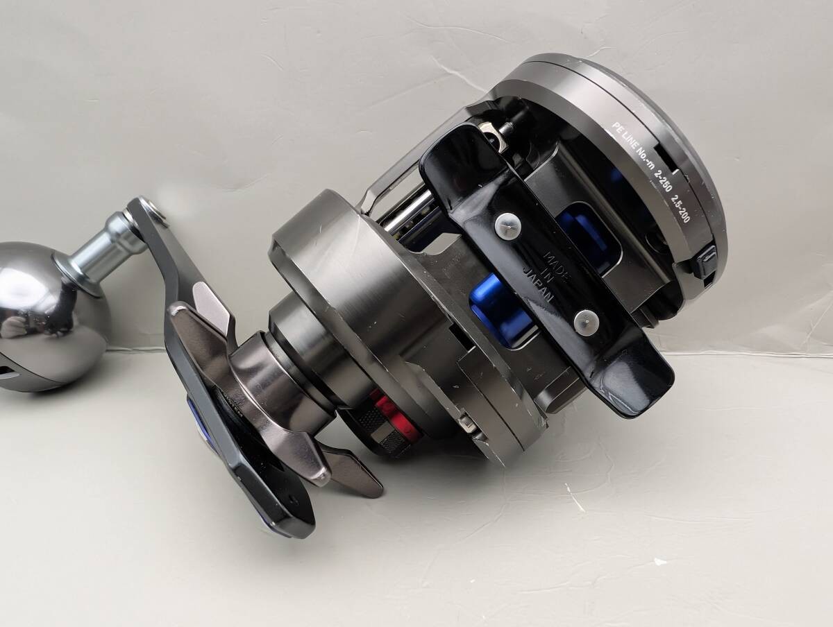 Daiwa Saltiga BJ 200SH Fishing Reel