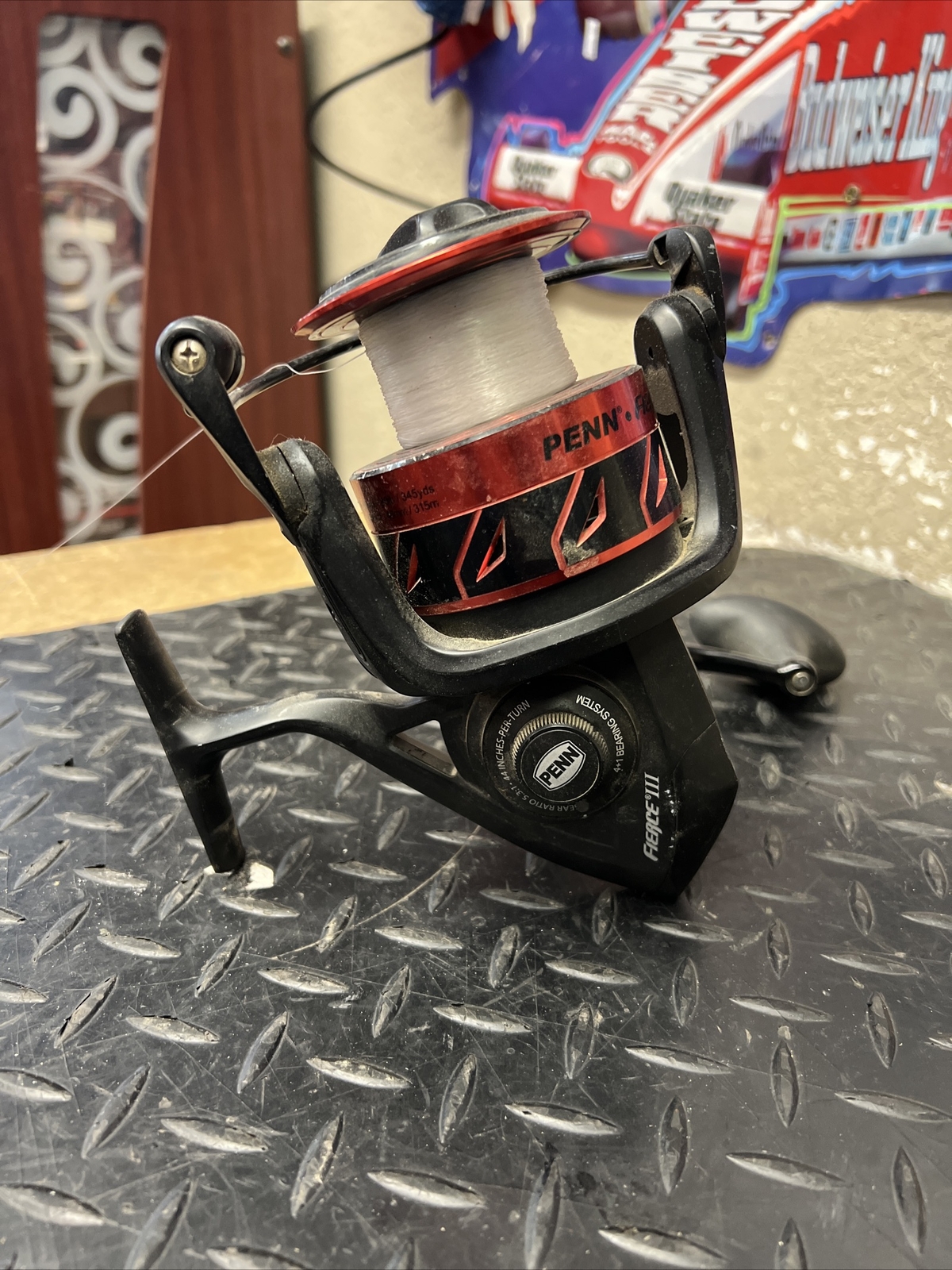 PENN Fierce III 8000 Spinning Reel HT-100 Black/Red