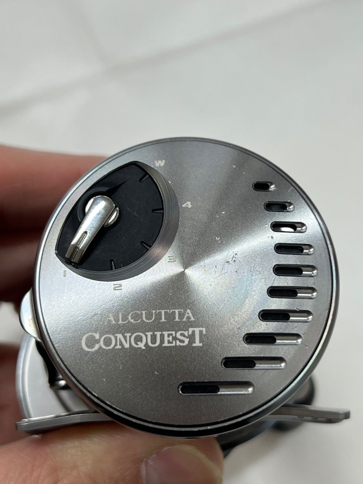 SHIMANO Baitcast Reel 20 CALCUTTA CONQUEST DC 100HG Right RH 6.8:1