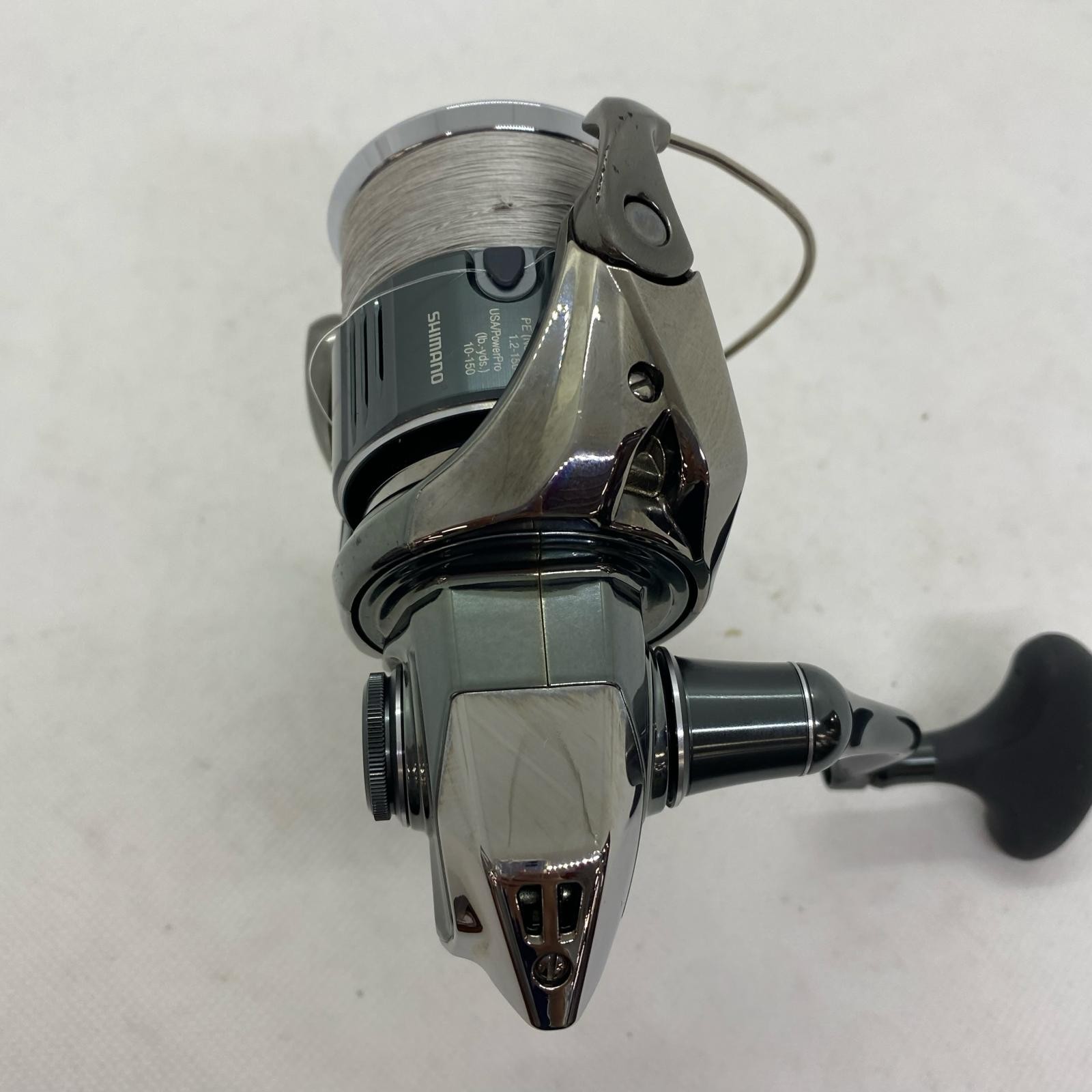 Shimano 22 Stella C3000MHG Spinning Reel – Used, From Japan
