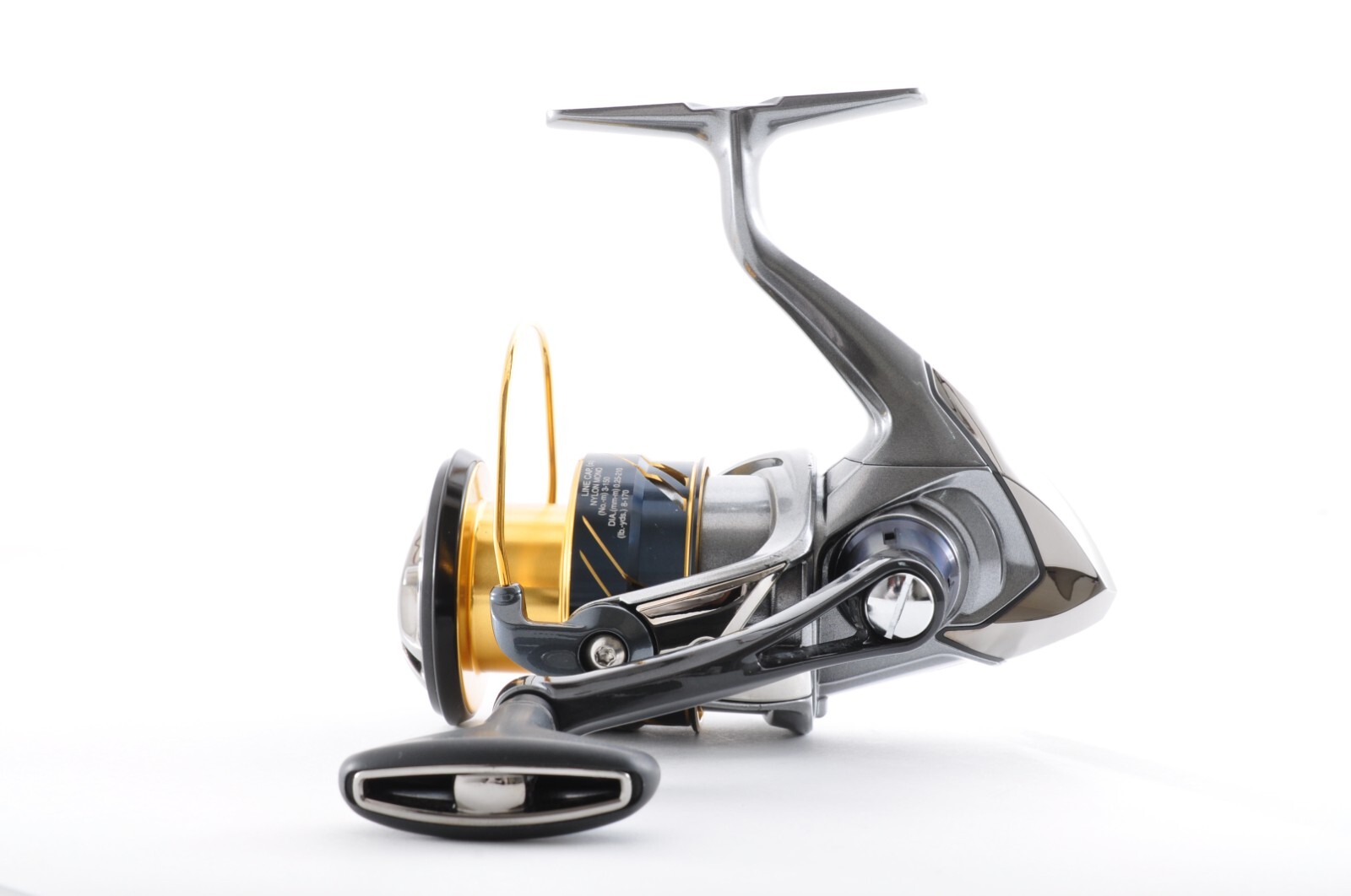 Shimano 16 Vanquish C3000XG Near Mint Fishing Spinning Reel from Japan B0242