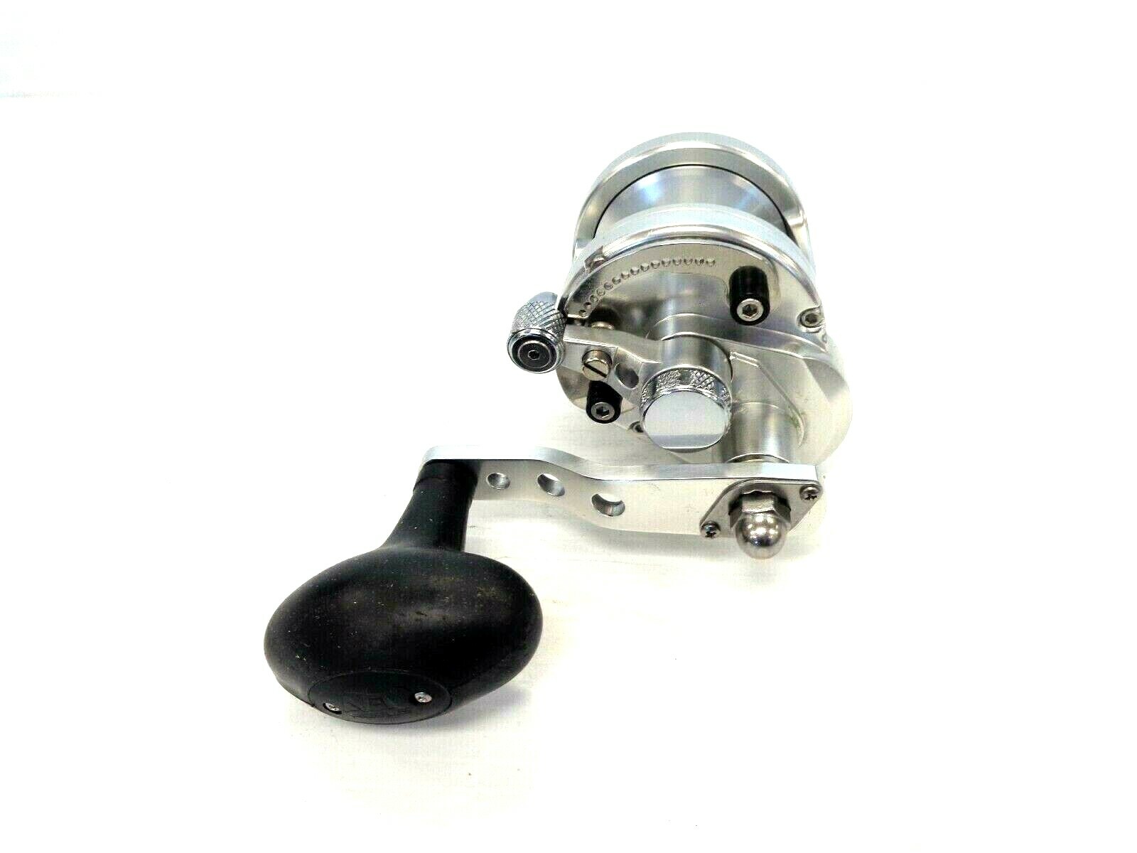Avet SXJ5.3 G2 Single Speed Lever Drag Reel SX5.3JG2 – Right Handed – SILVER