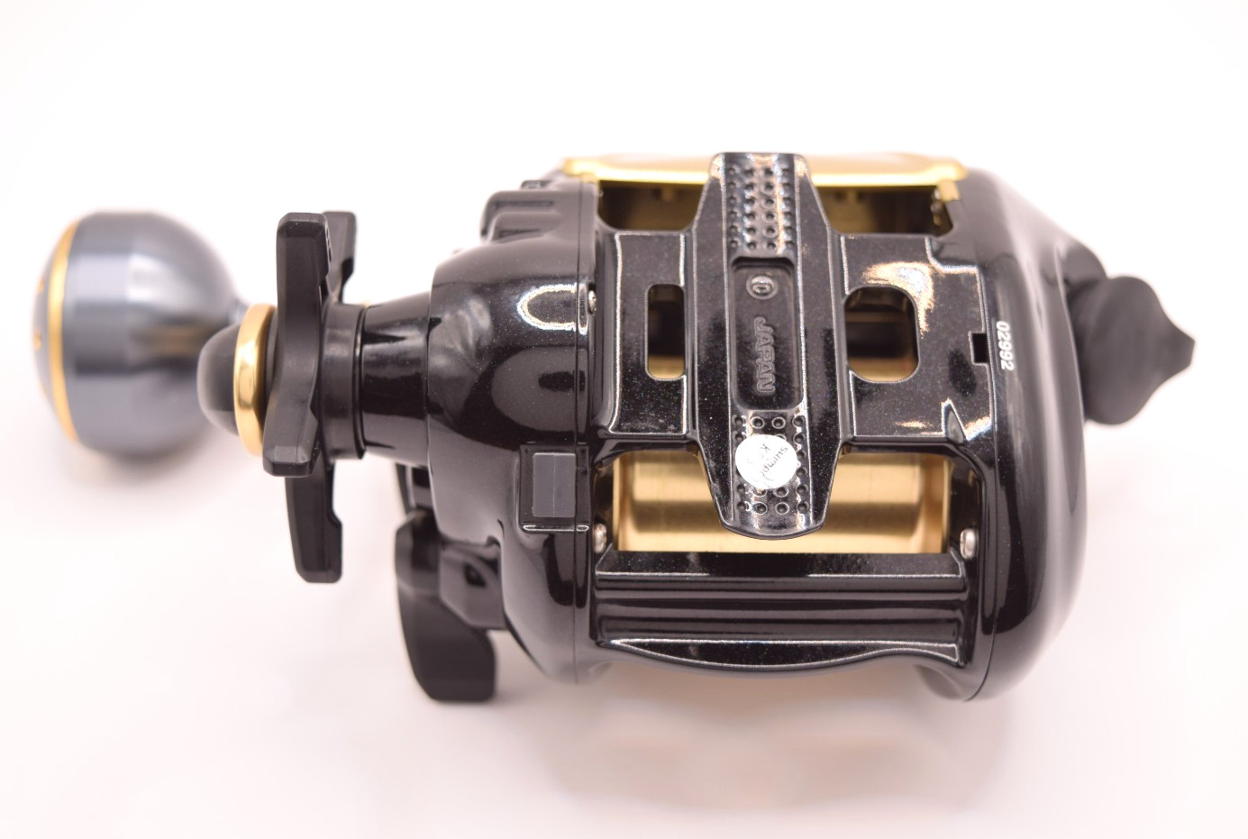[Limited Edition] Shimano Plemio 3000 Gold Electric Fishing Reel w/ Power cord