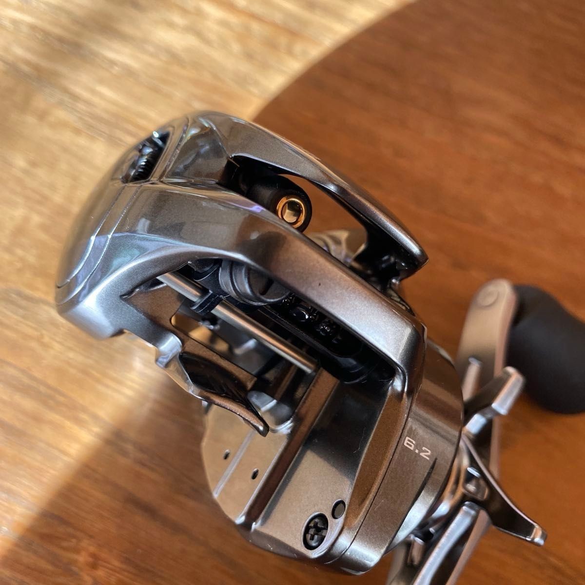 Shimano 20 Metanium Left-Hand Baitcasting Reel