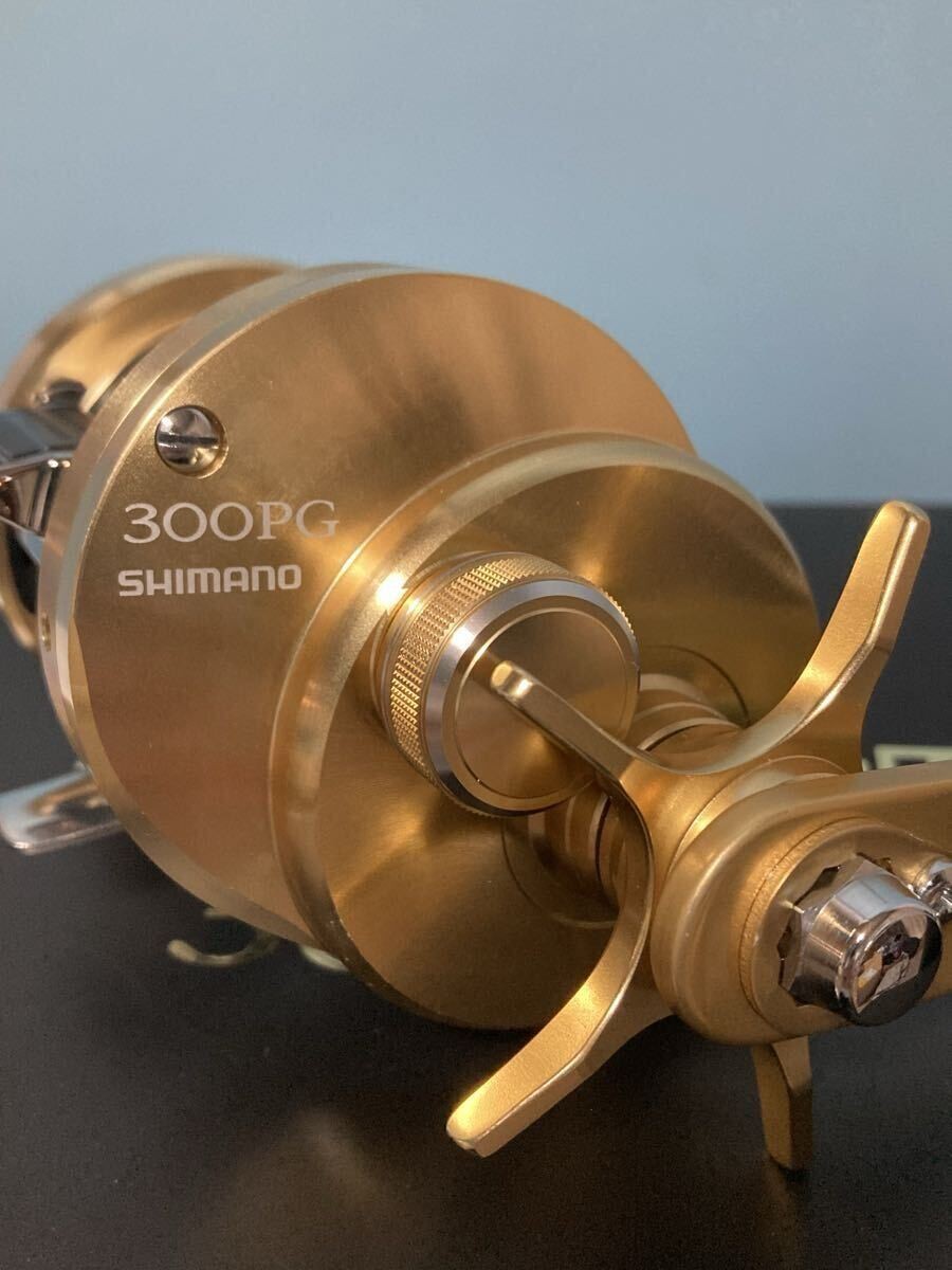 Shimano 16 Ocea Conquest 300PG Right Handle Fishing Reel 340g 4.8 Gear Ratio