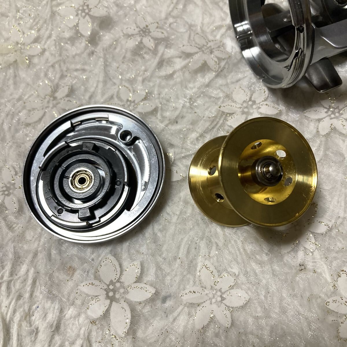 Daiwa Millionea CV-X253 Reel Handle Knob Age Deterioration