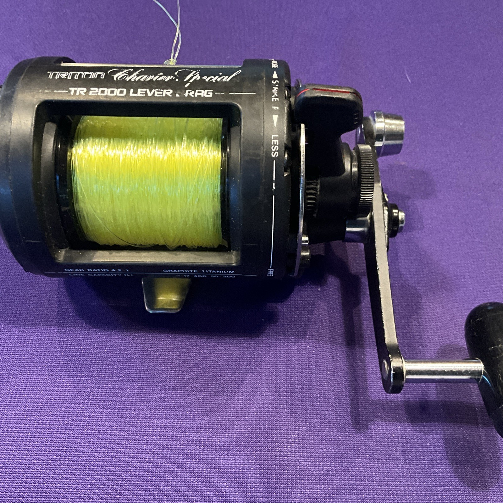 Shimano Triton Charter Special TR 2000 Lever Drag Fishing Reel. (JK15)