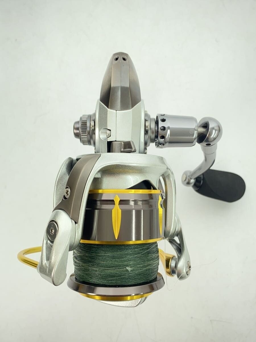 KastKing Kodiak 2000 Reel, Fishing Gear, 8in x 7in x 11.5in, Good Condition