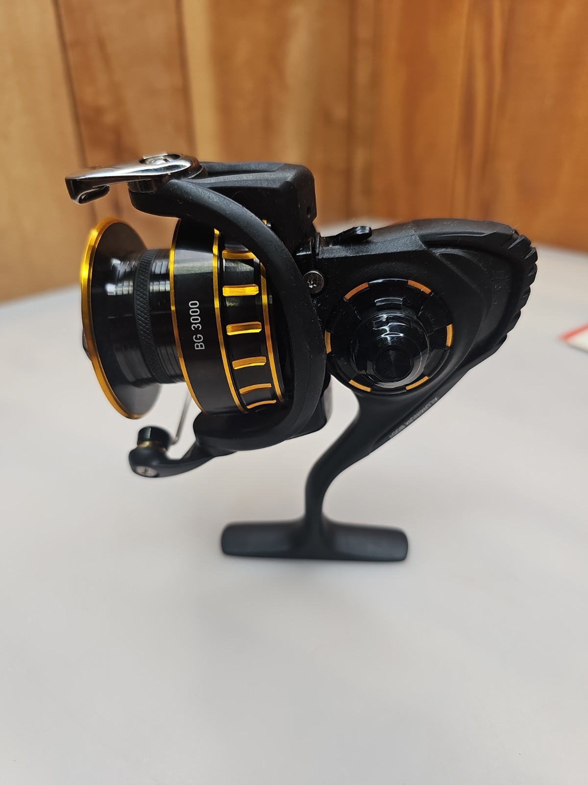 Daiwa BG3000 Saltwater Spinning Reel – Black NO Handle AS Is