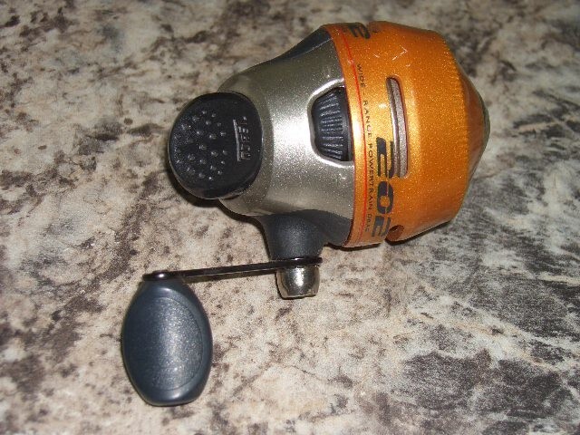 Zebco 202 Wide Range Powertrain Adjustable Drag Fishing Reel alloy gears WORKS
