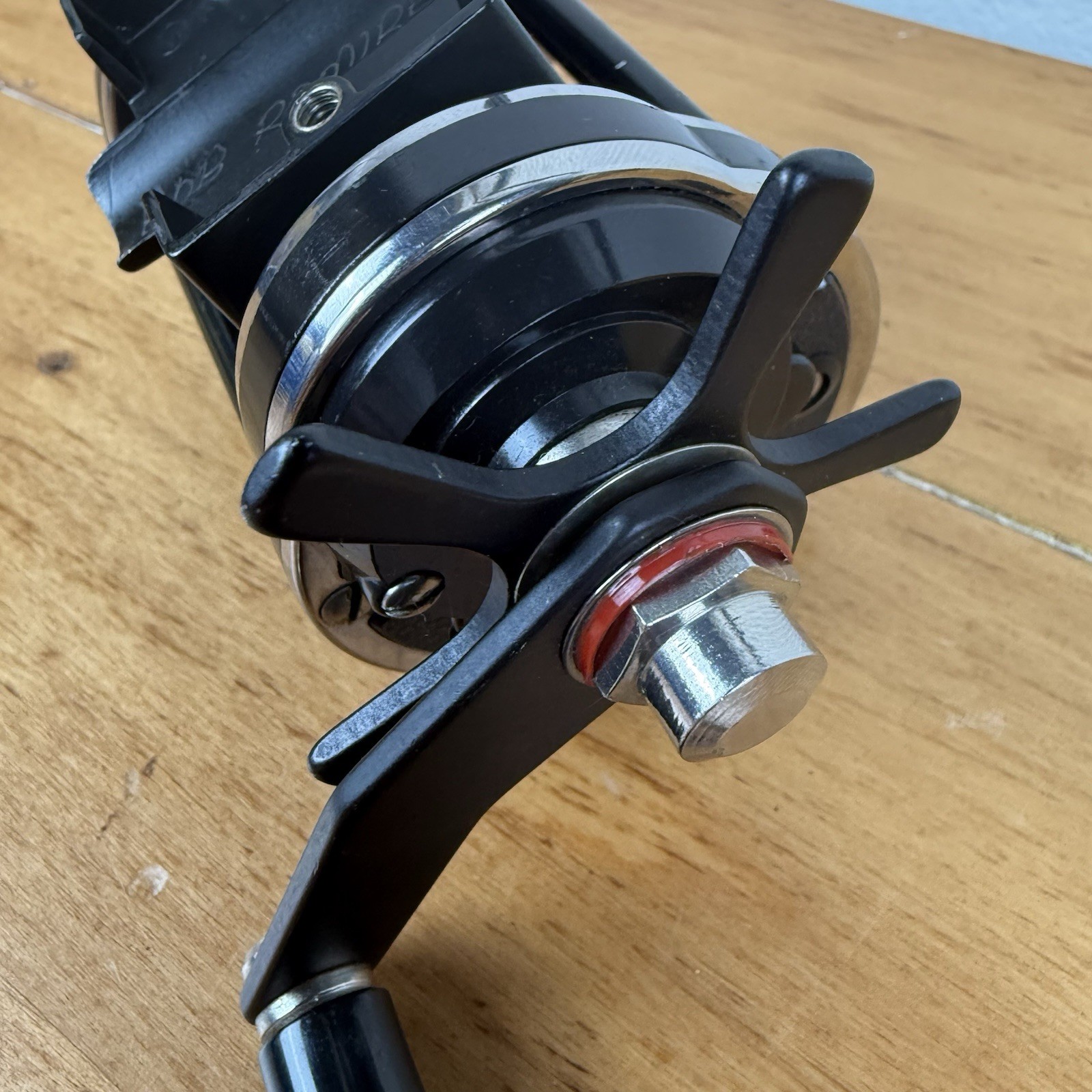 Newell P235-F Saltwater Fishing Reel P Series P 235 F