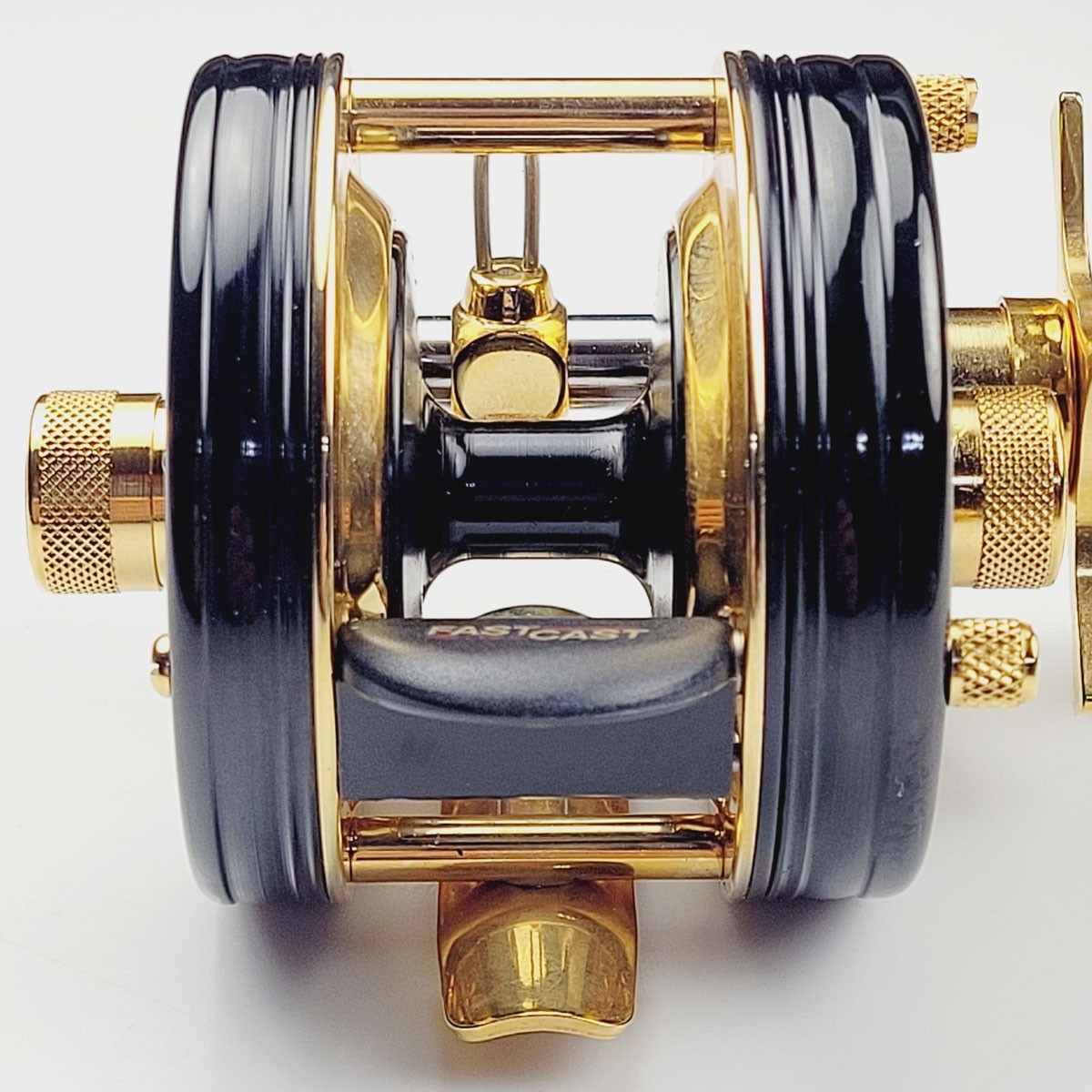 Abu Ambassadeur 4600 CDL Reel new no box 24kt gold plated