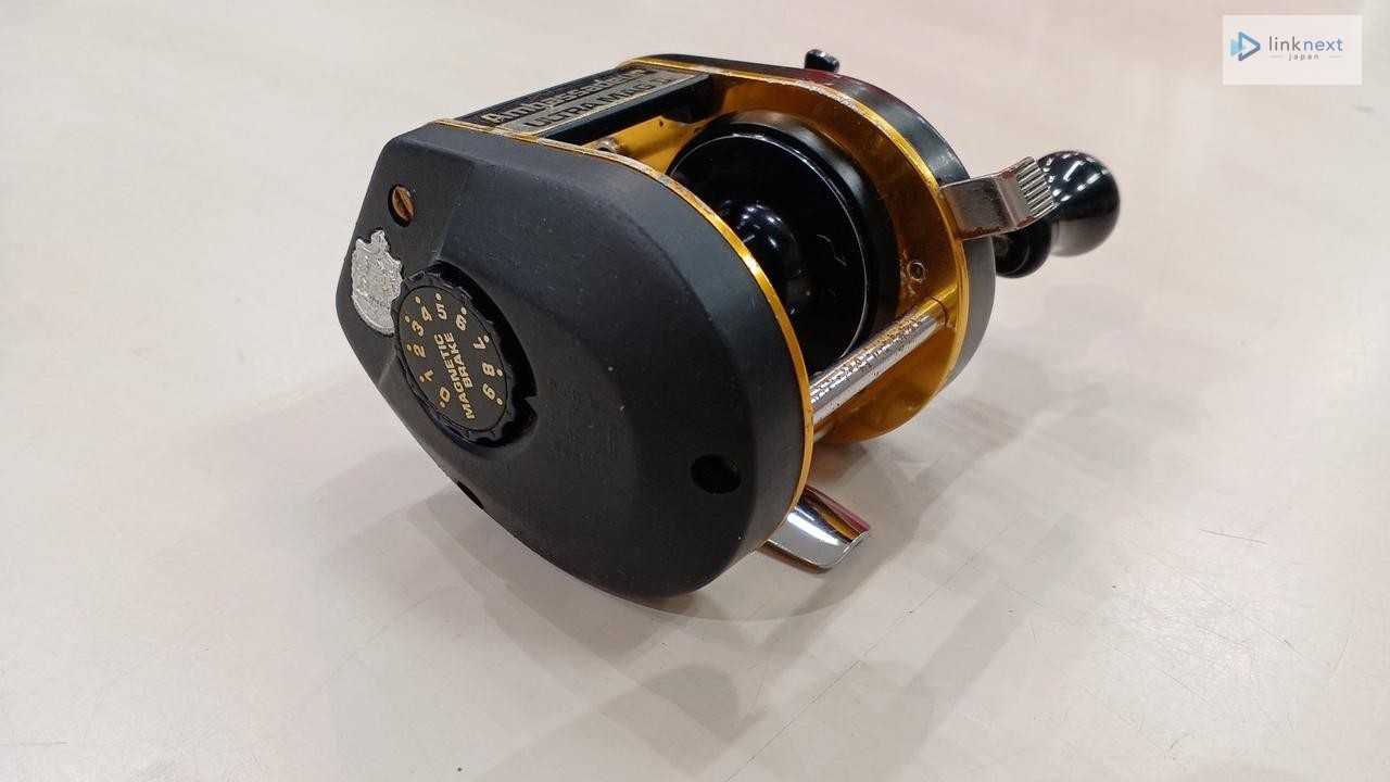 ABUGARCIA AMBASSADER ULTRA MAG II Baitcasting Reel 4.7:1 280g