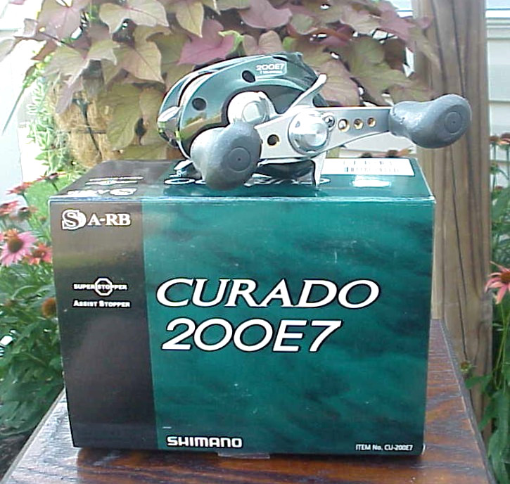 Mint SHIMANO CURADO 200E7 Bait Caster in ORIGINAL BOX Complete w/ All Contents