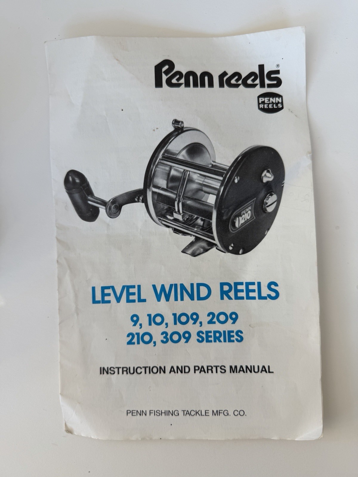 Penn Peer No. 209 Level Wind Reel Burgundy Near Mint w/ Manual USA