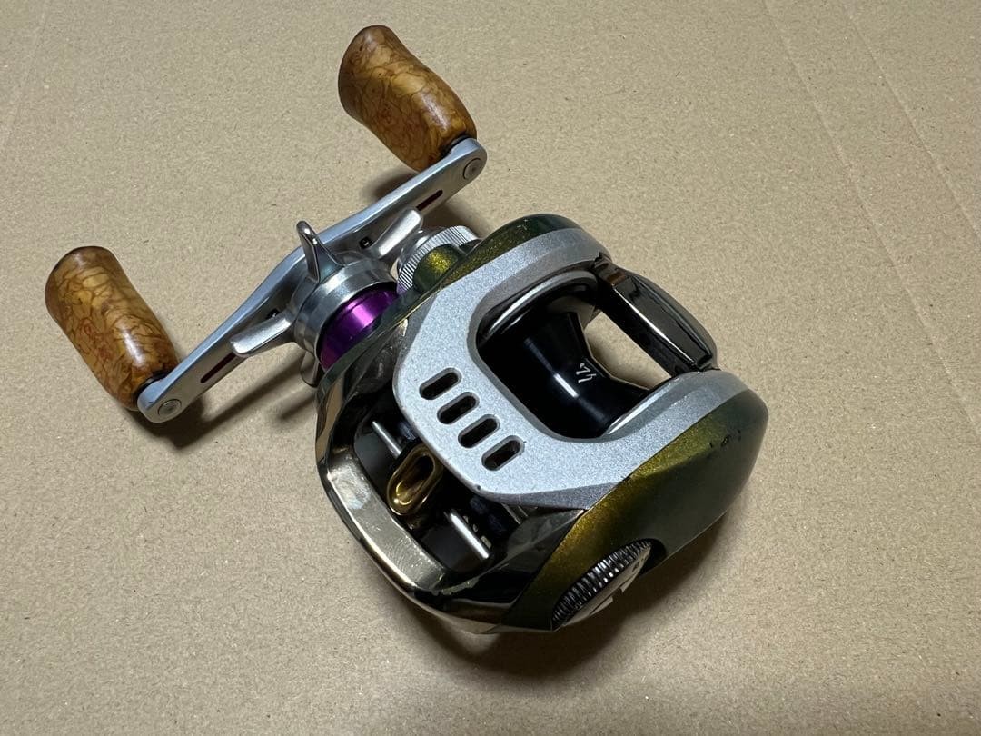 DAIWA TD-ito 103M Megabass Fishing Reel Used JDM Japan