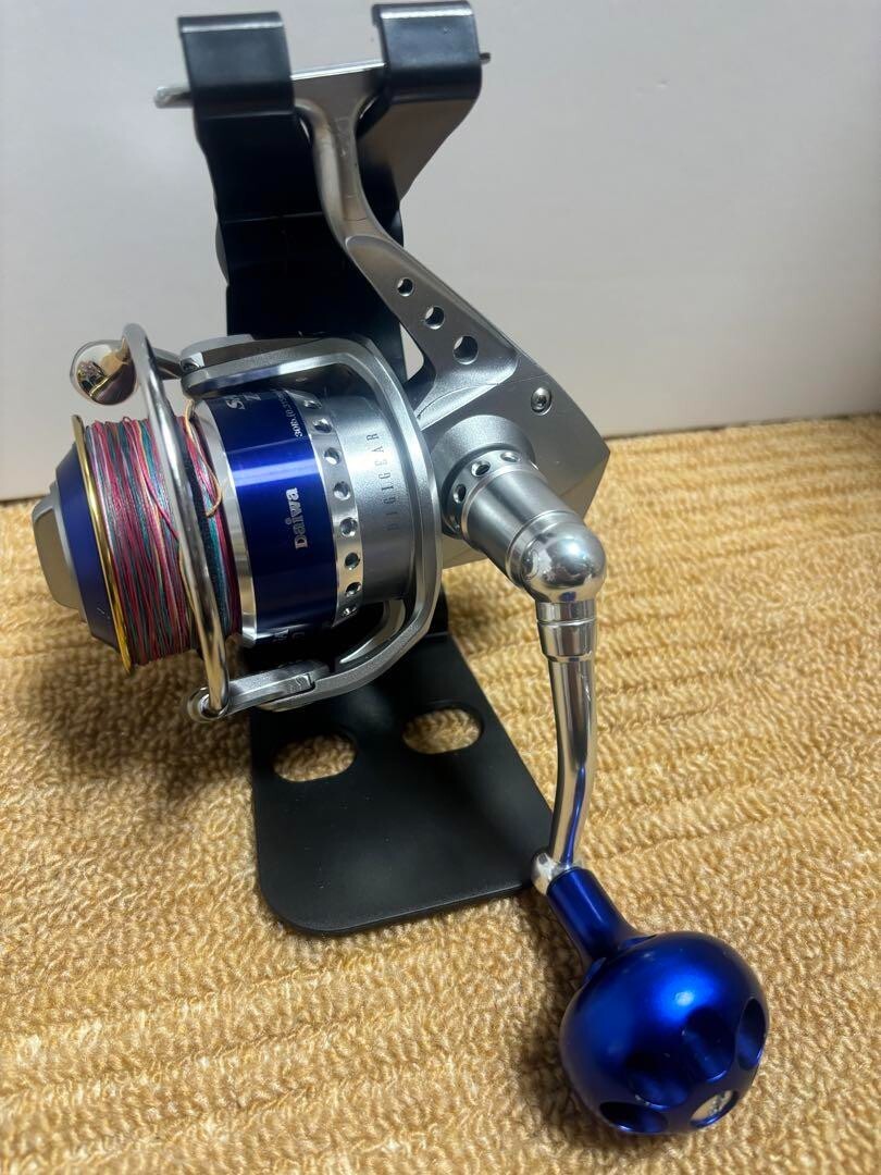 Daiwa SALTIGA Z 4500 Spinning Reel fishing color black outdoor leisure unisex