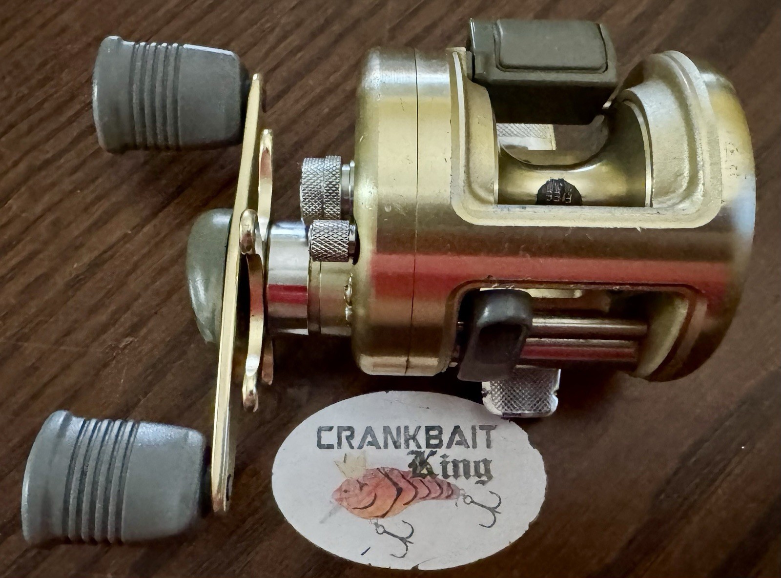 Shimano Calcutta 50 Right Hand Baitcast Reel Small Round Gold BFS Japan w/ Box